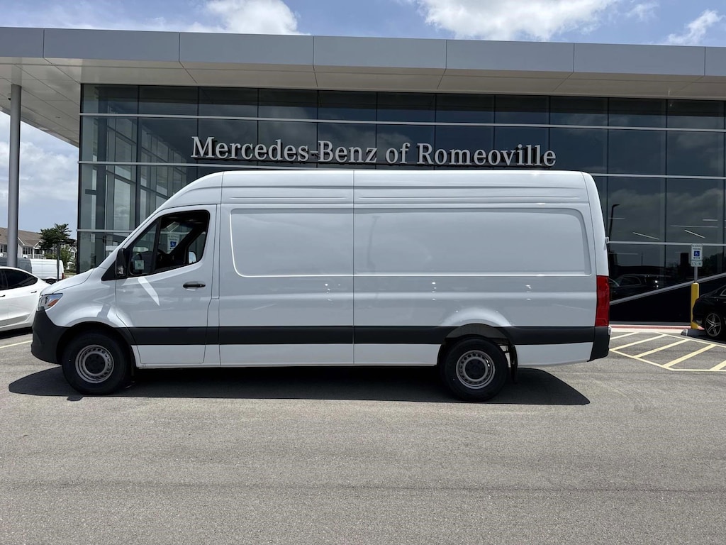 New 2026 Mercedes-Benz Sprinter Crew Van High Roof 4-Cyl Diesel Van Crew Van