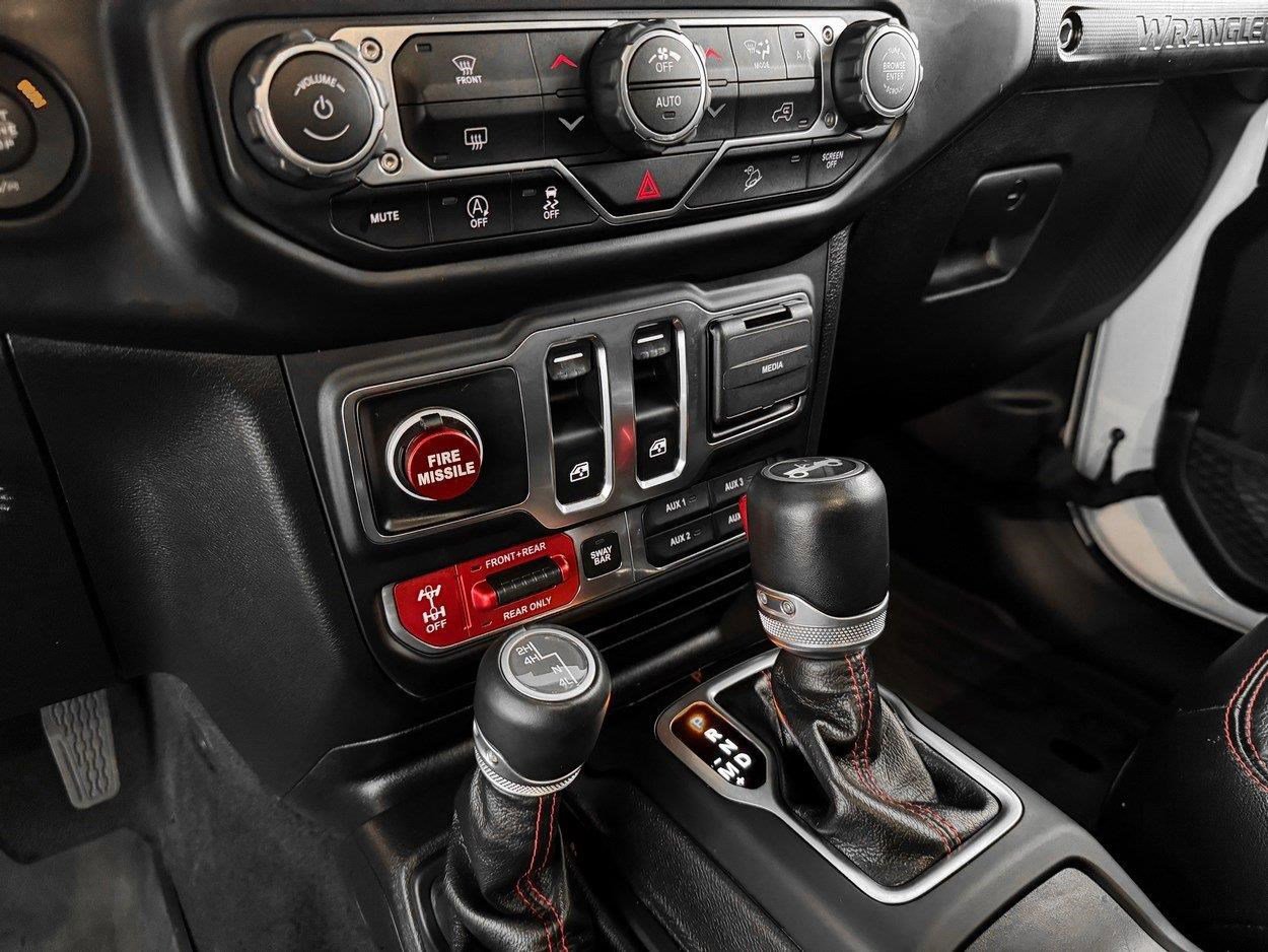 2020 JEEP WRANGLER - Image 18