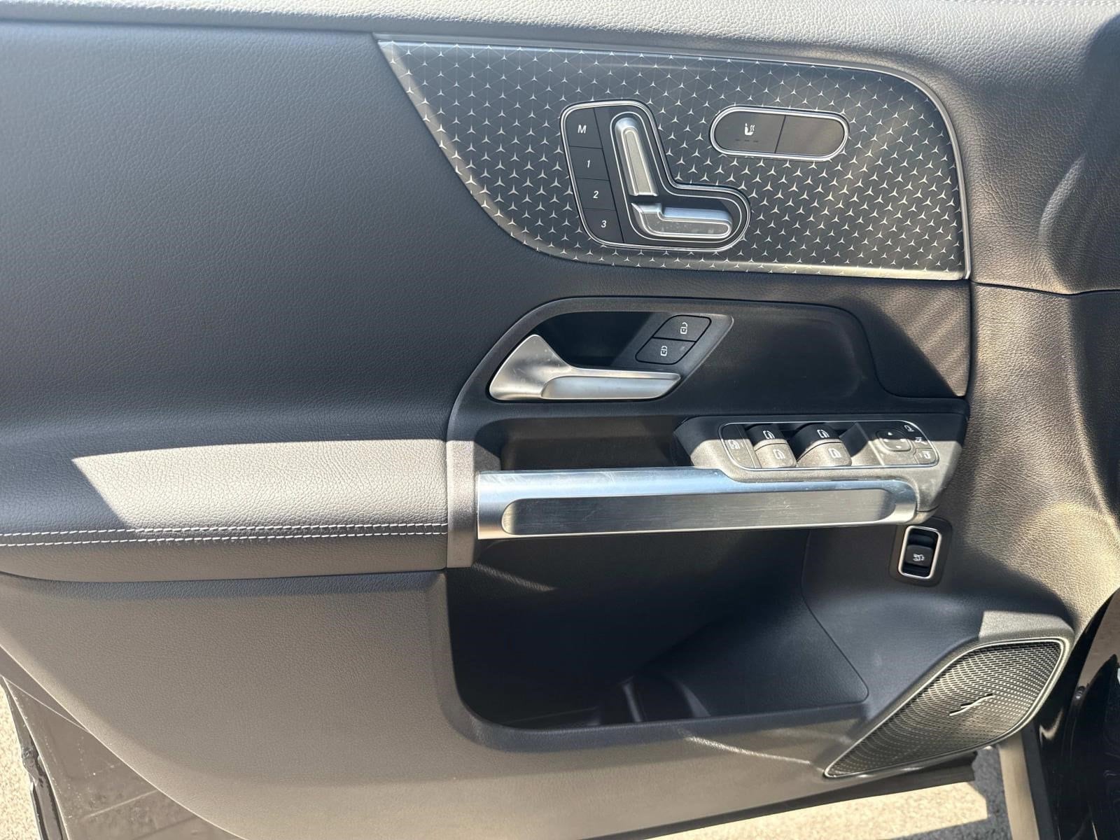 2025 MERCEDES-BENZ GLB-CLASS - Image 24