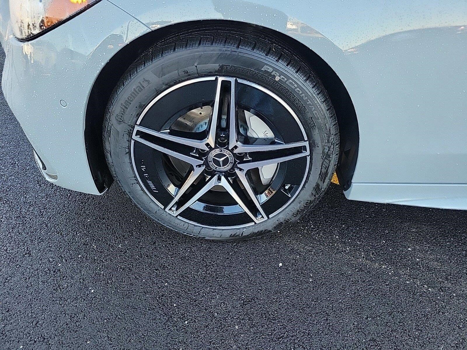 2025 Mercedes Benz C 300 4MATIC Sedan photo 3