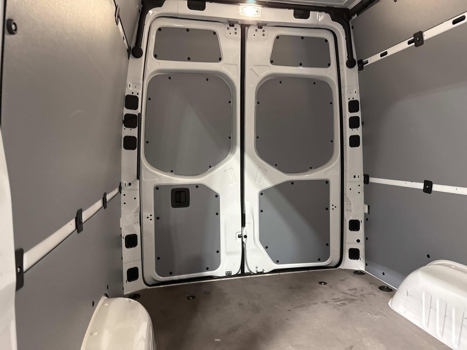 2025 MERCEDES-BENZ SPRINTER - Image 5
