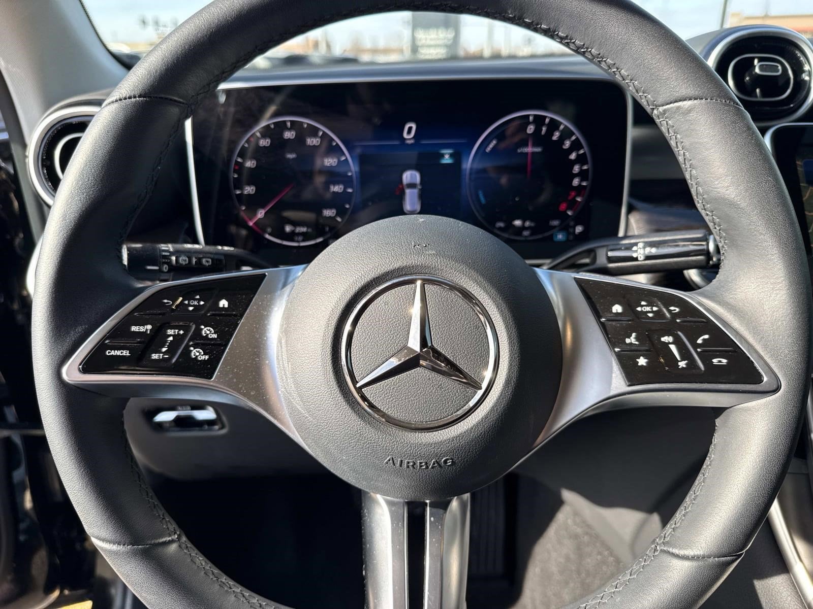 2025 MERCEDES-BENZ GLC-CLASS - Image 37