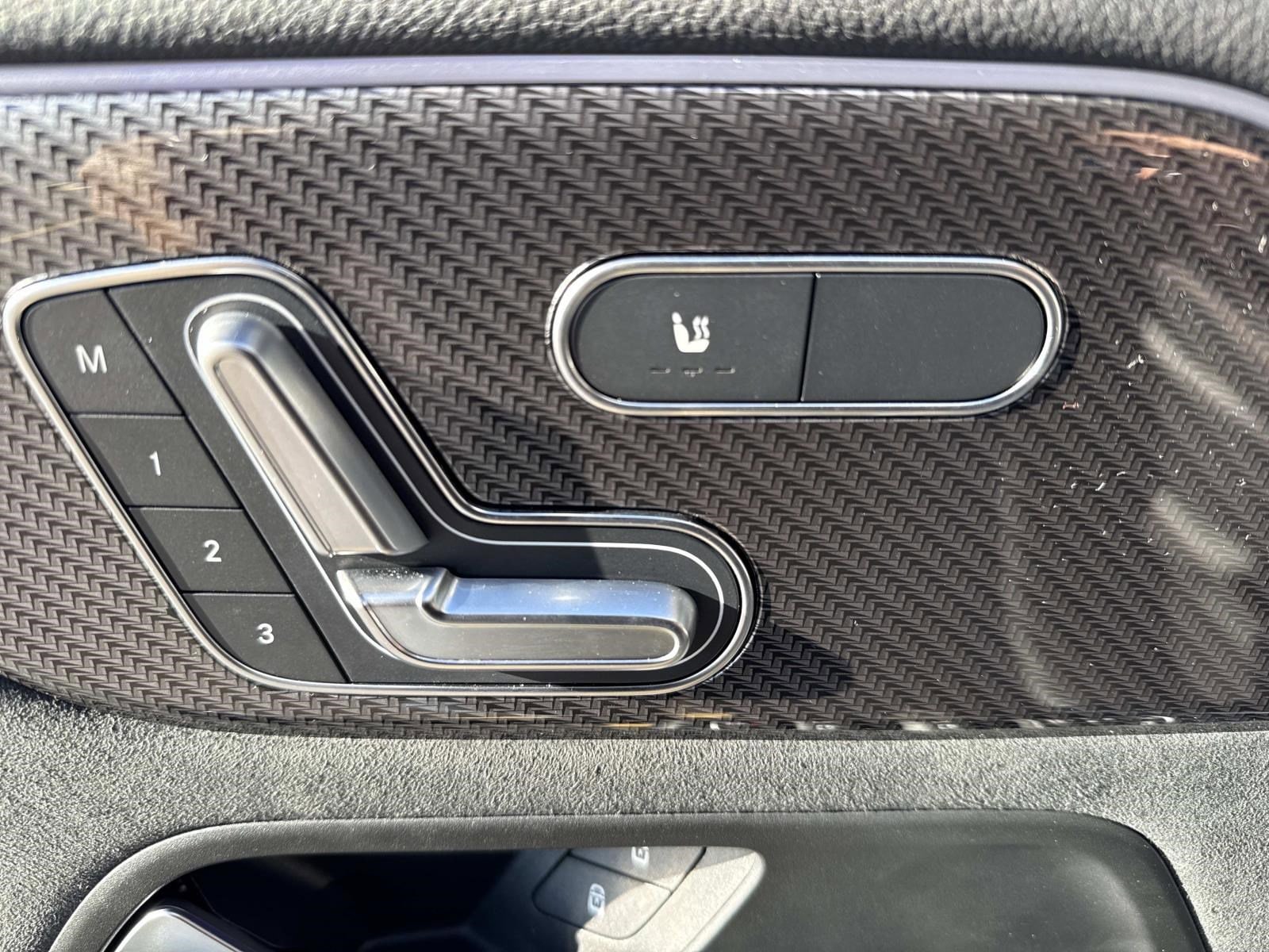 2025 MERCEDES-BENZ GLA-CLASS - Image 24