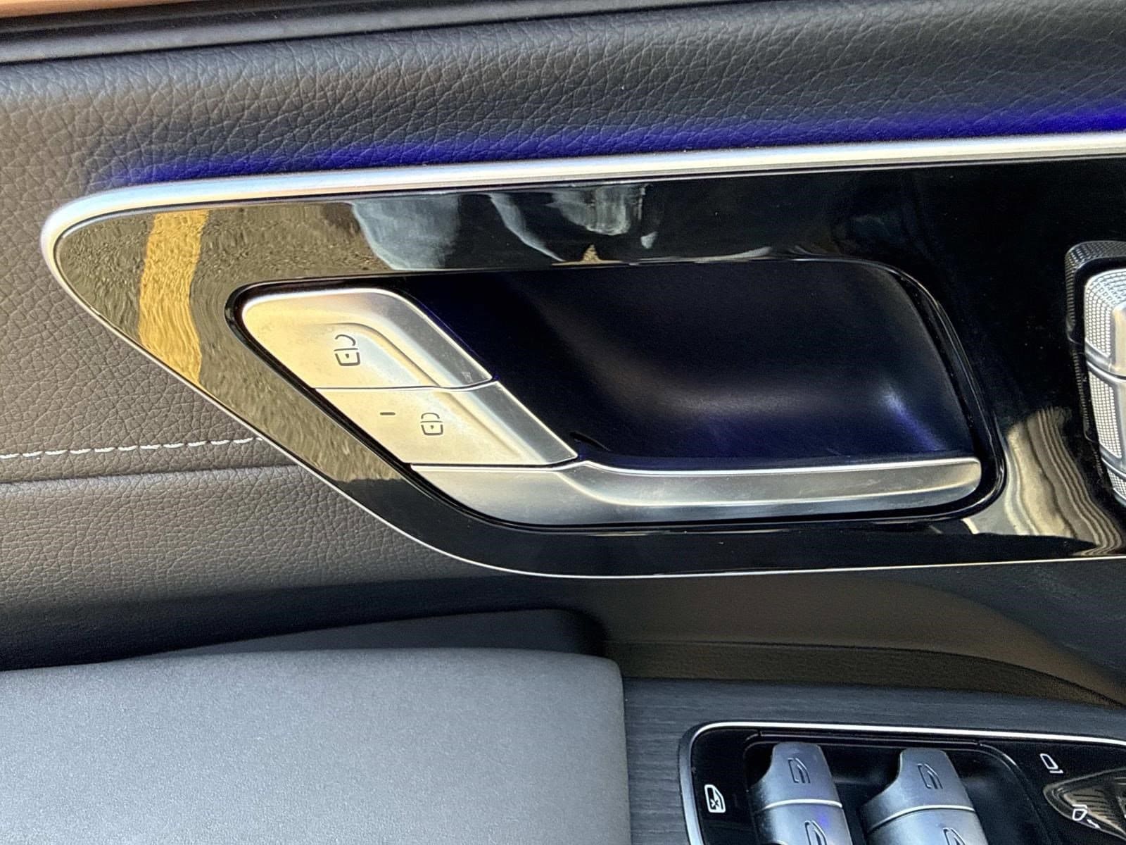 2023 MERCEDES-BENZ EQS-CLASS SUV - Image 23