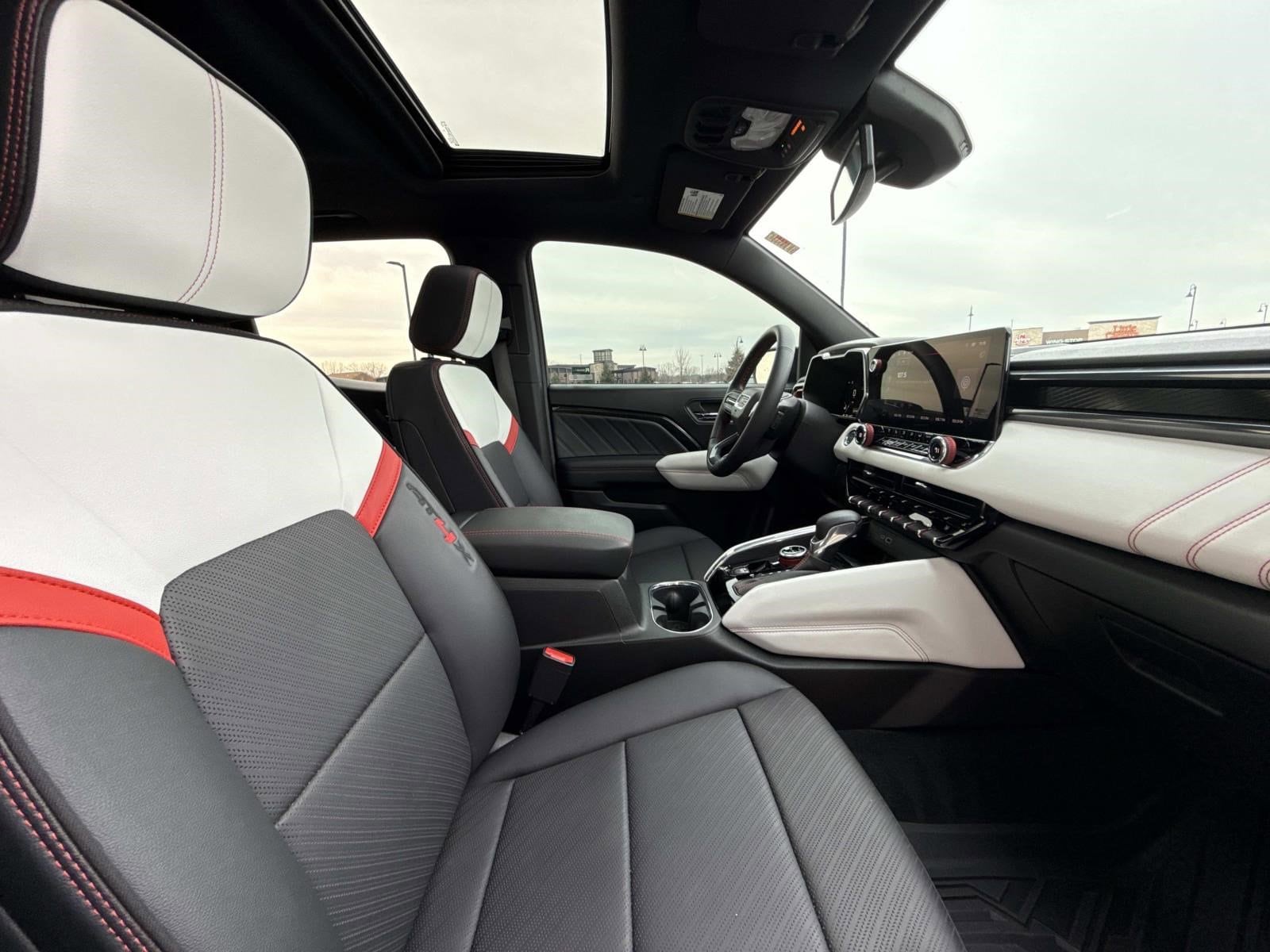 2024 GMC CANYON - Image 5