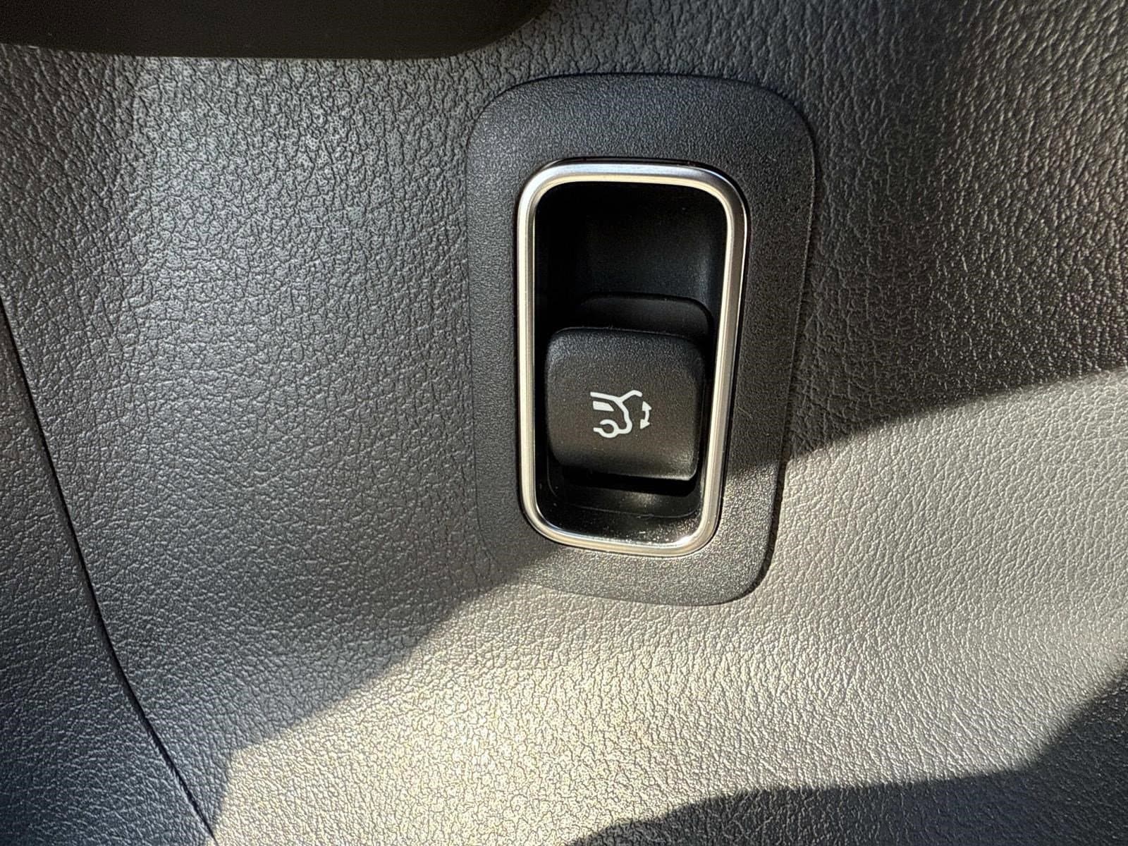 2025 MERCEDES-BENZ GLA-CLASS - Image 27