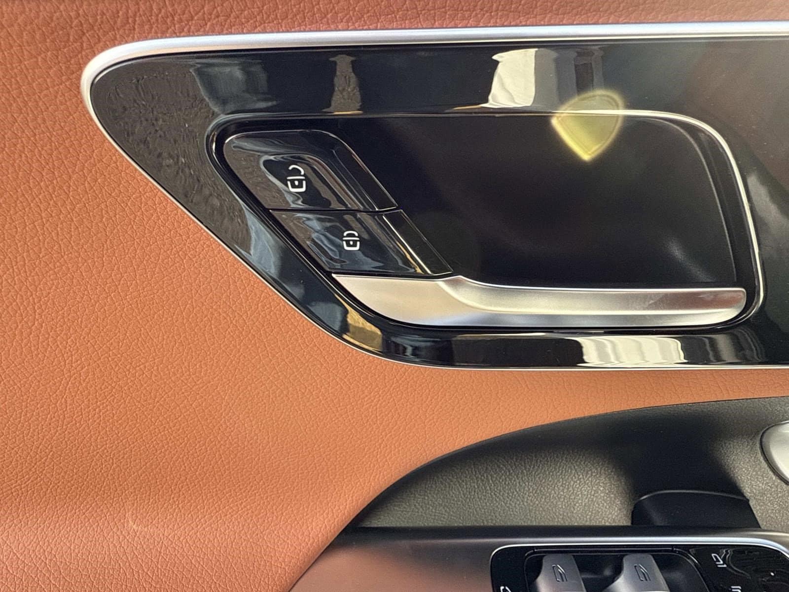 2026 MERCEDES-BENZ C-CLASS - Image 25