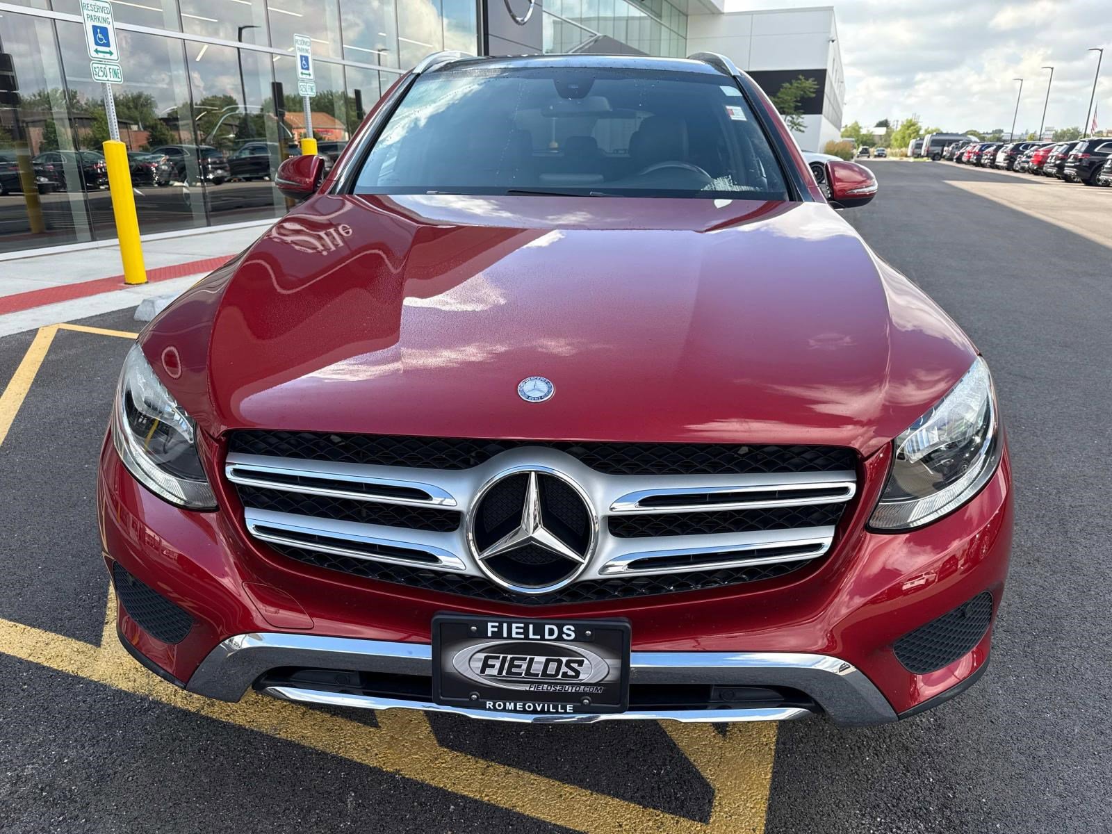 2017 Mercedes Benz GLC 300 4MATIC photo 3