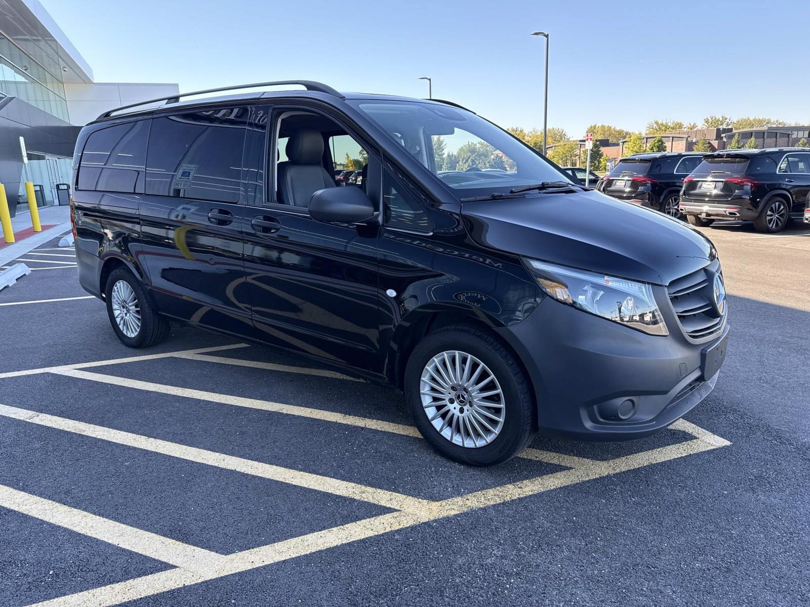 2023 Mercedes Benz Metris photo 4