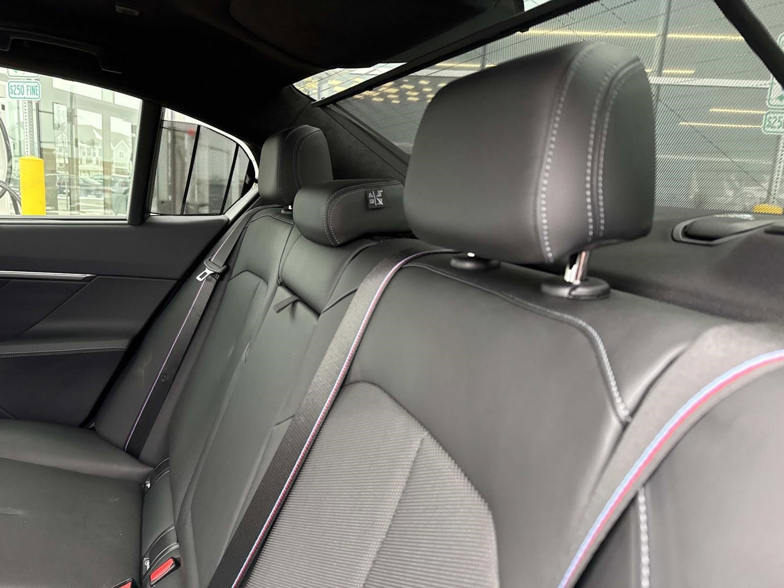 2025 BMW M5 - Image 19