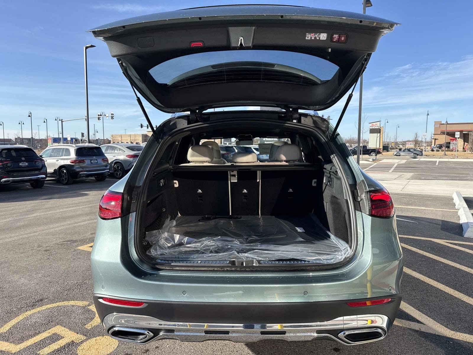 2026 MERCEDES-BENZ GLC-CLASS - Image 9