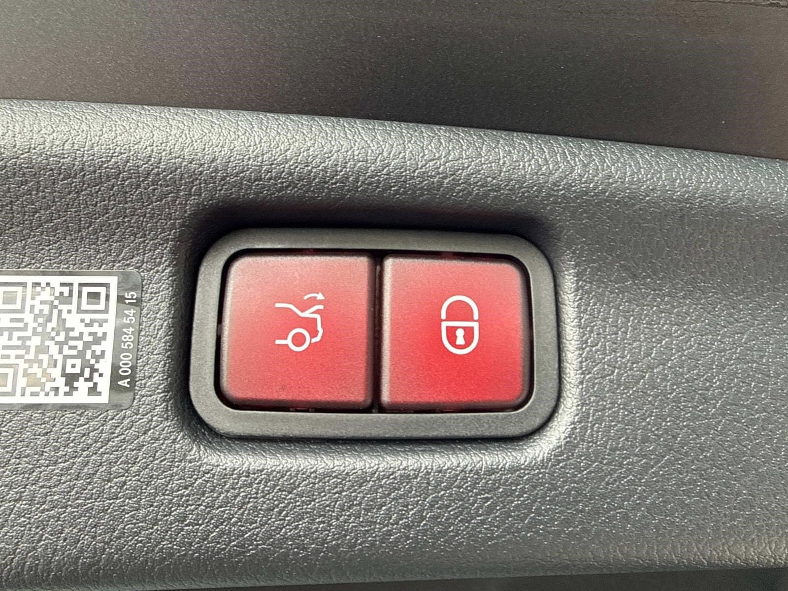 2026 MERCEDES-BENZ C-CLASS - Image 10