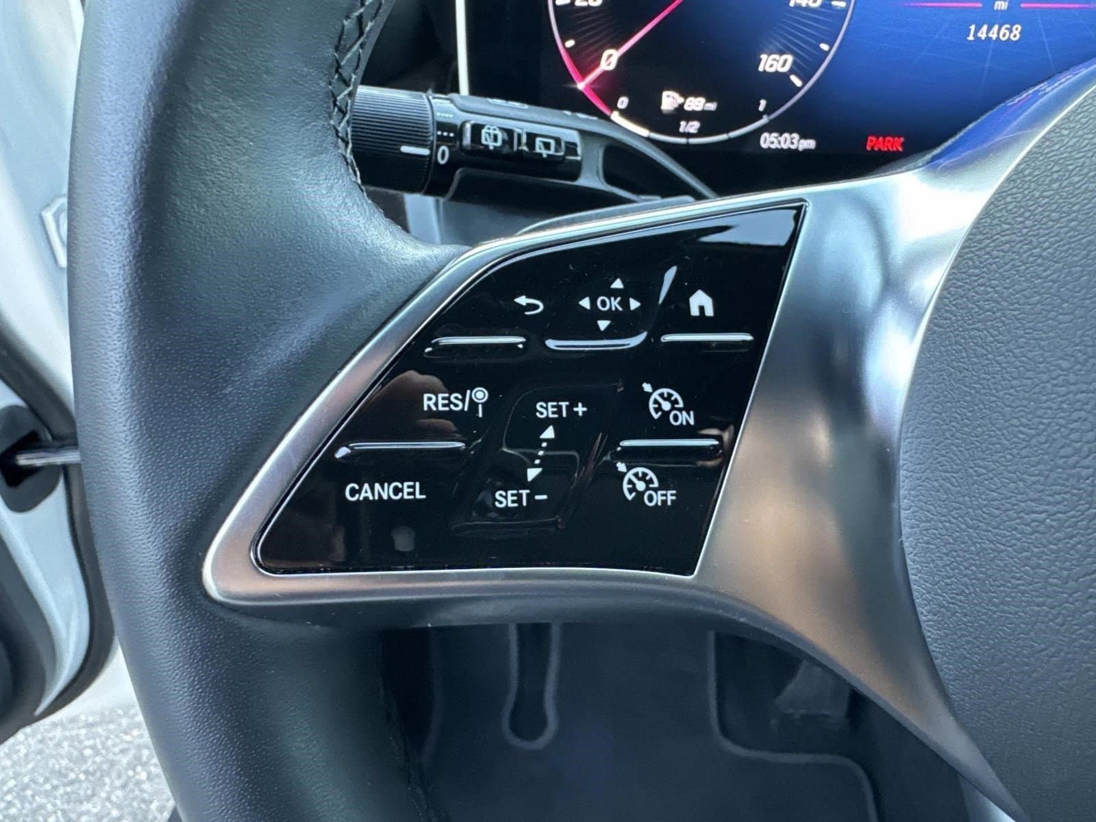 2025 MERCEDES-BENZ GLC-CLASS - Image 32