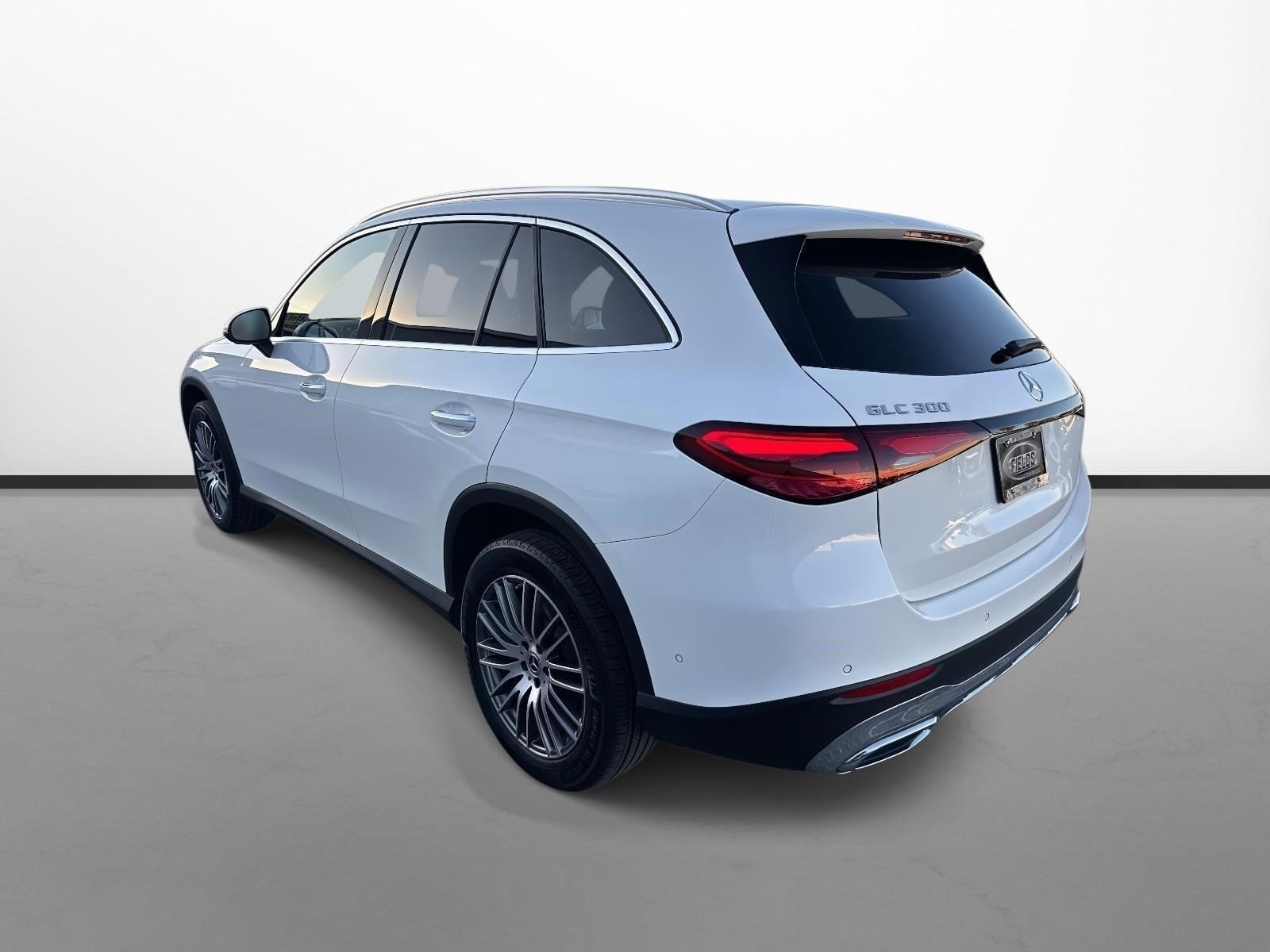 2025 MERCEDES-BENZ GLC-CLASS - Image 5