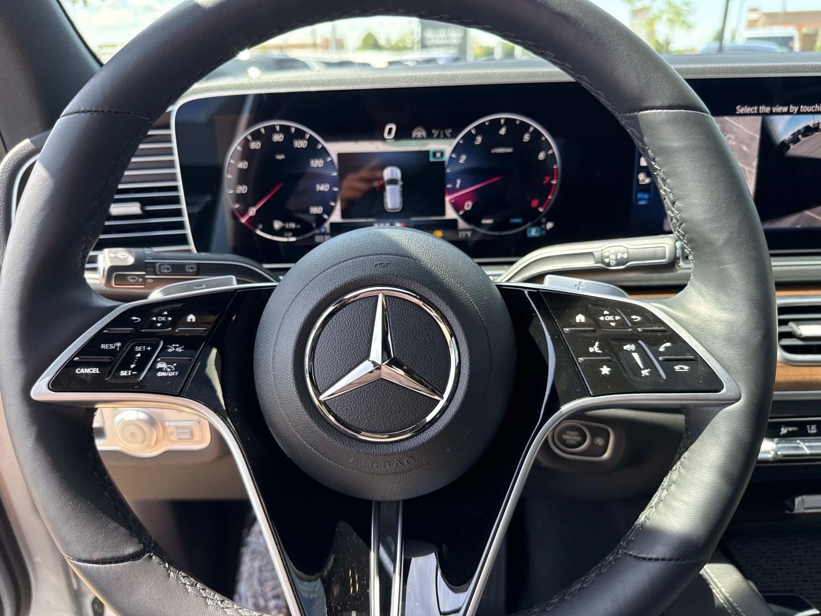 2025 Mercedes-Benz GLE GLE580 - Photo 38