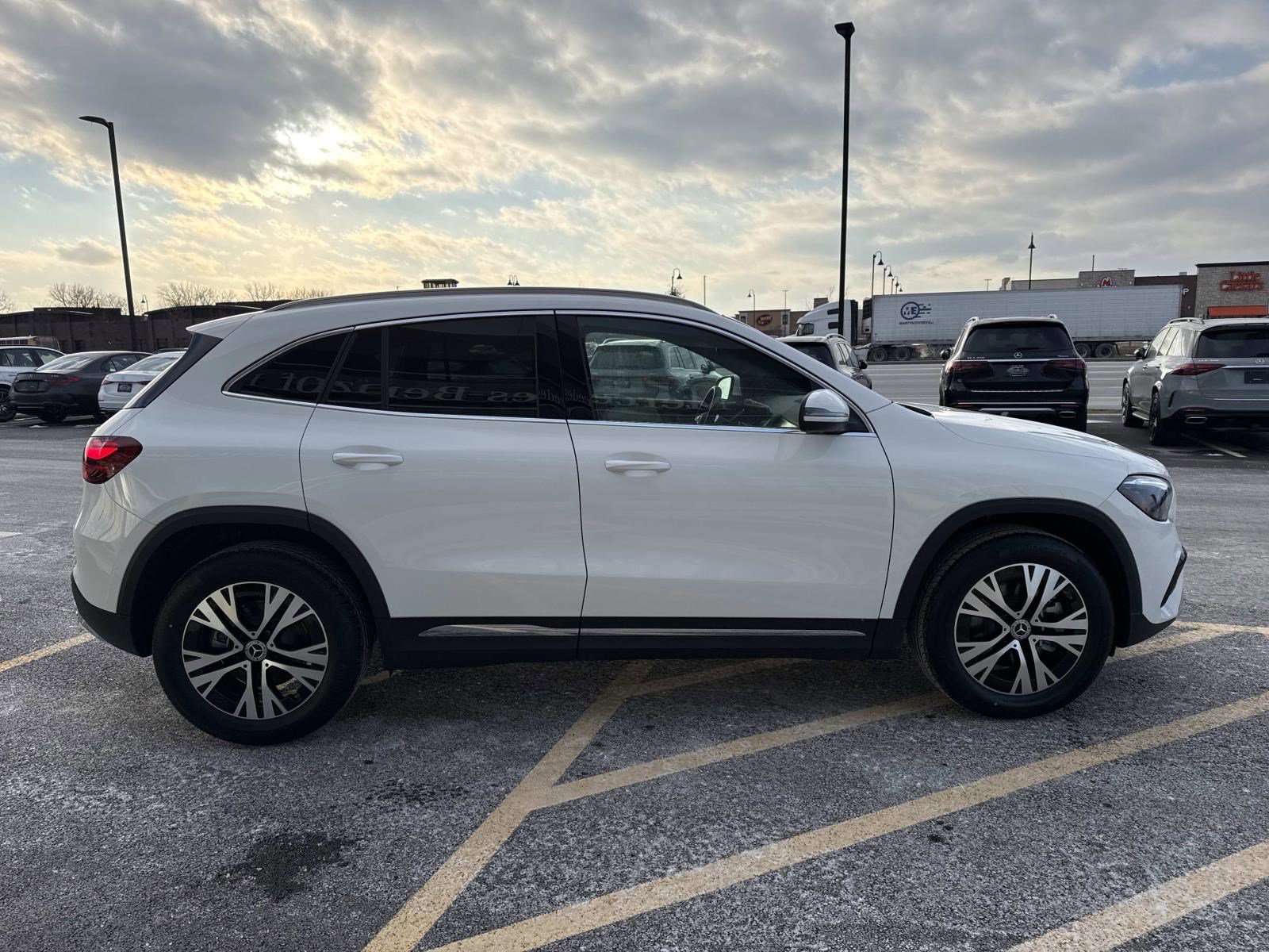 2025 MERCEDES-BENZ GLA-CLASS - Image 6