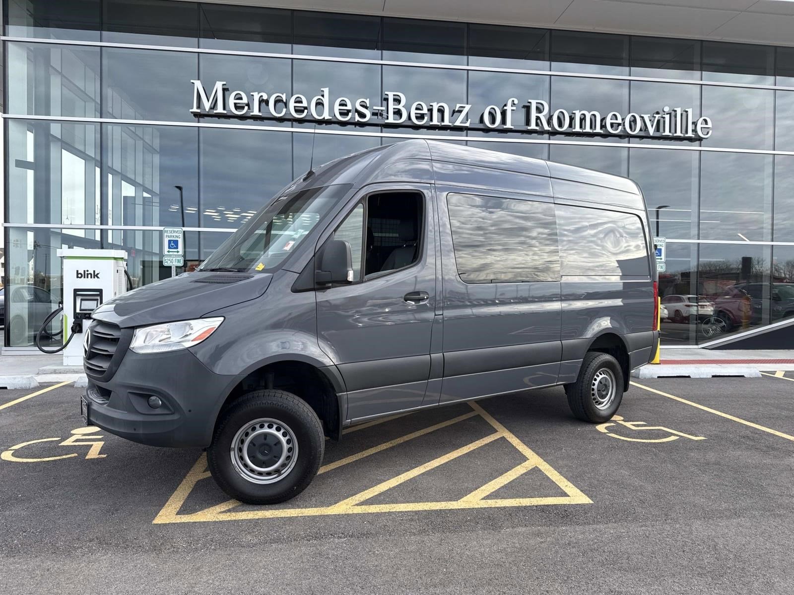 2022 Mercedes-Benz Sprinter Cargo Van Base's photo