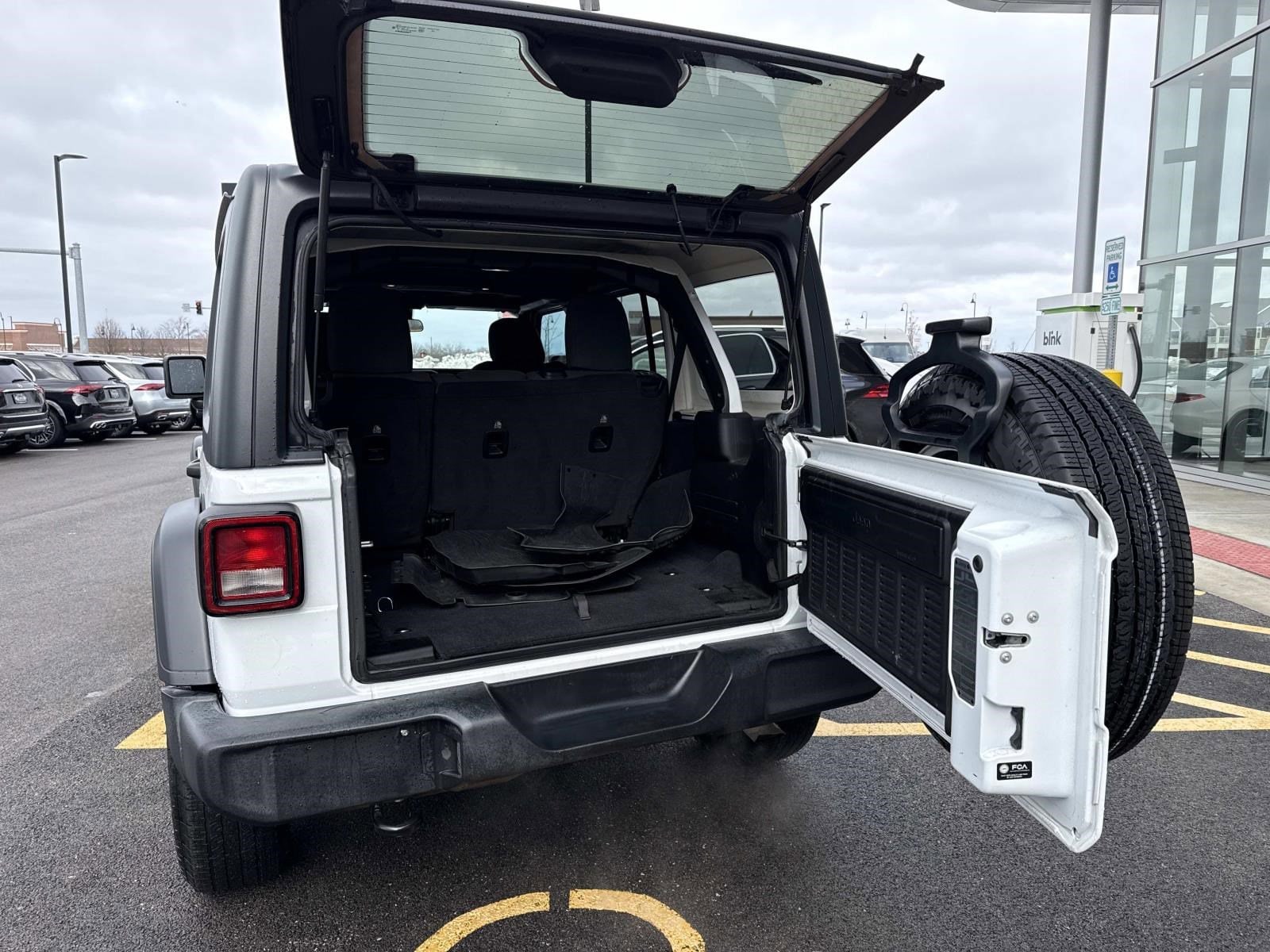 2024 JEEP WRANGLER - Image 9