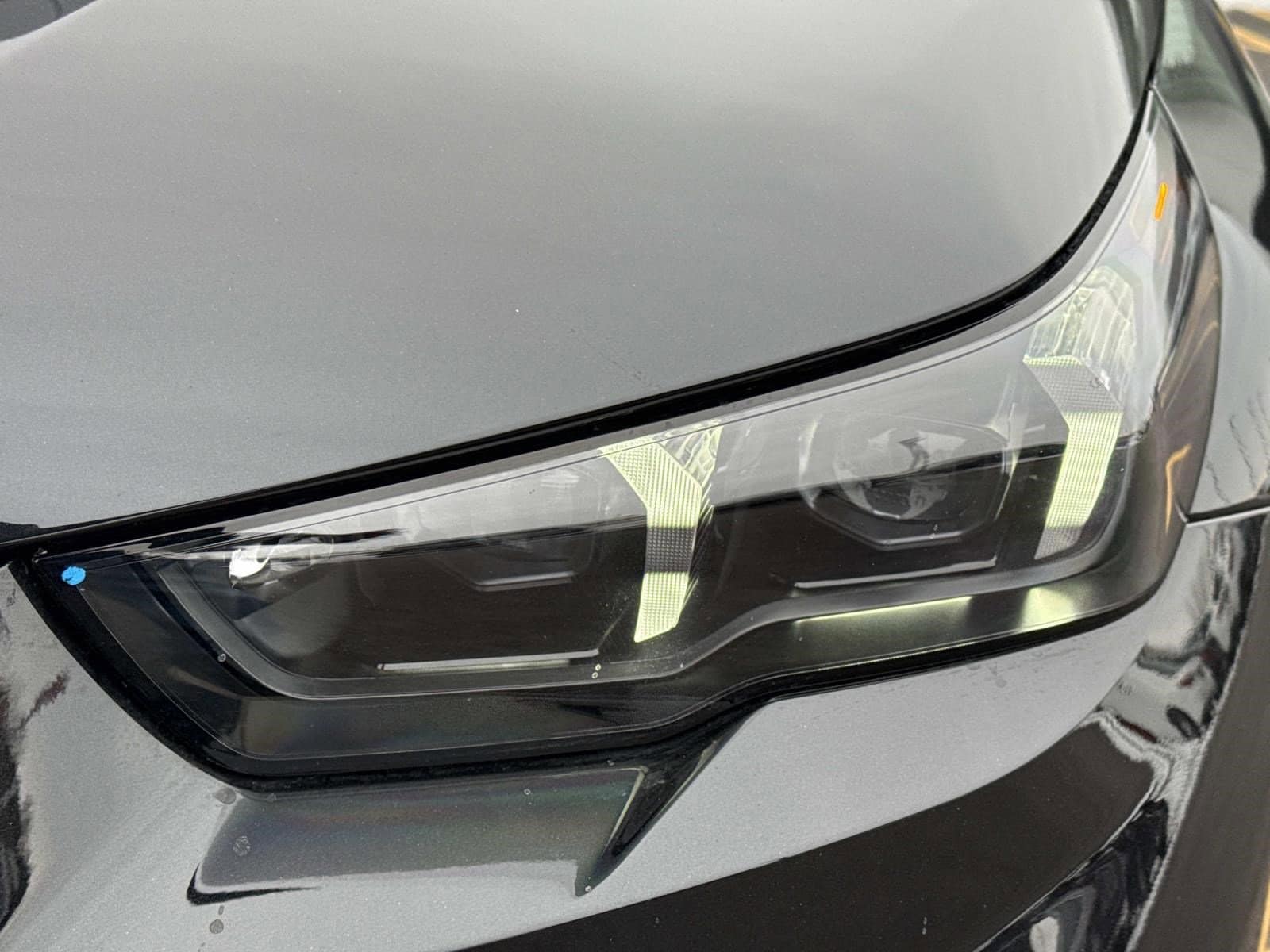 2025 BMW M5 - Image 13