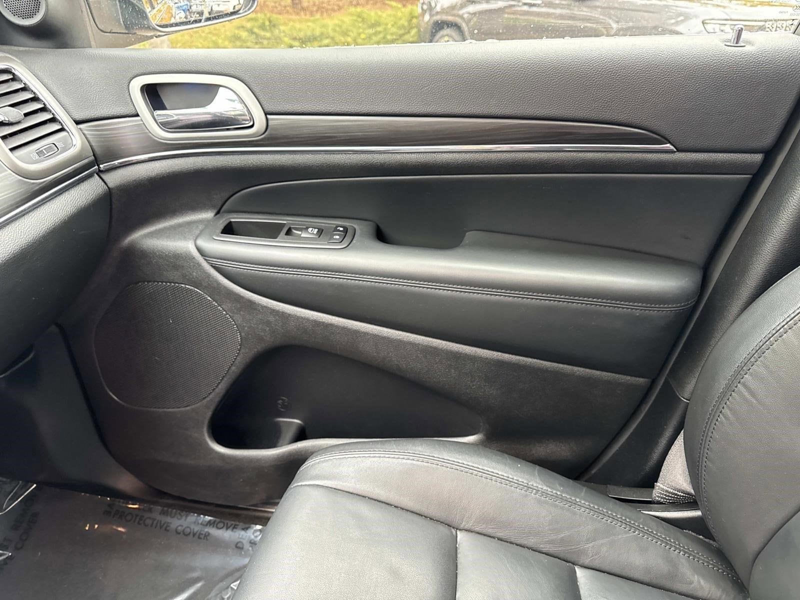 2022 JEEP GRAND CHEROKEE - Image 22