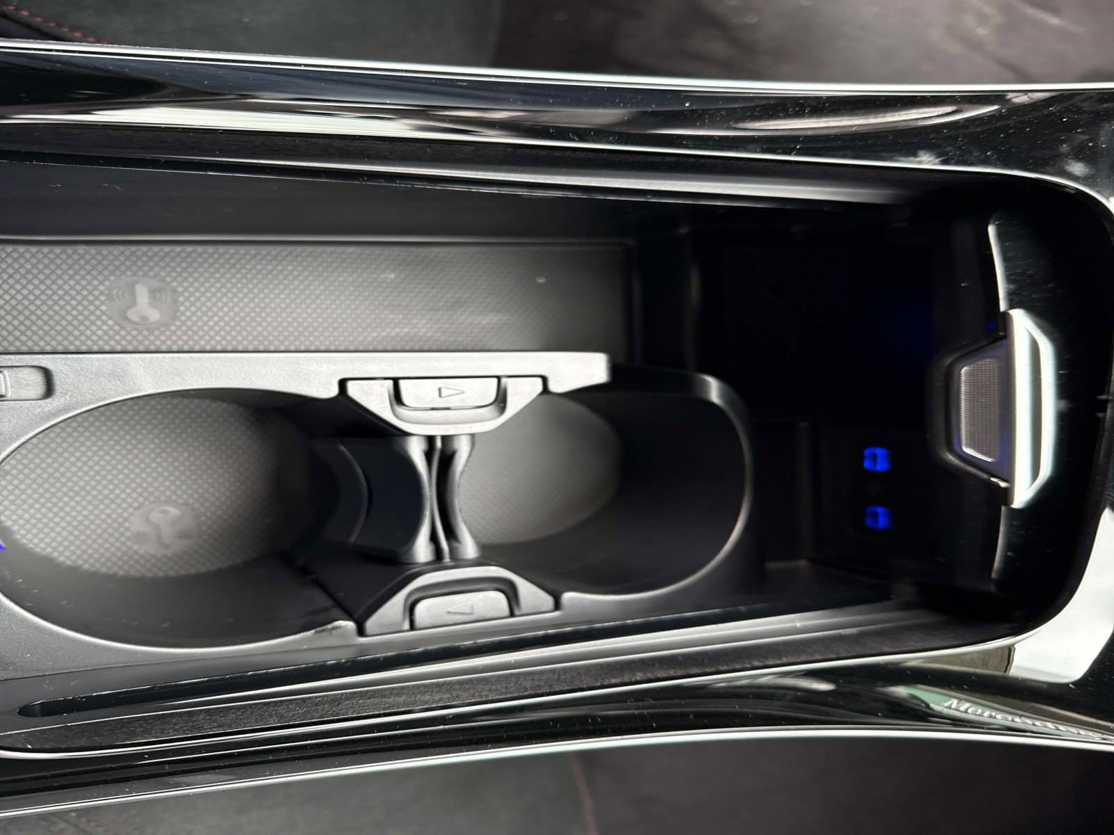 2026 MERCEDES-BENZ C-CLASS - Image 35