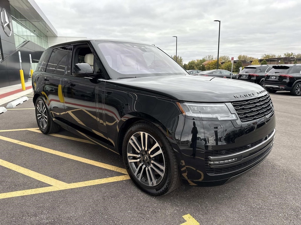 Used 2023 Land Rover Range Rover P530 SE SUV