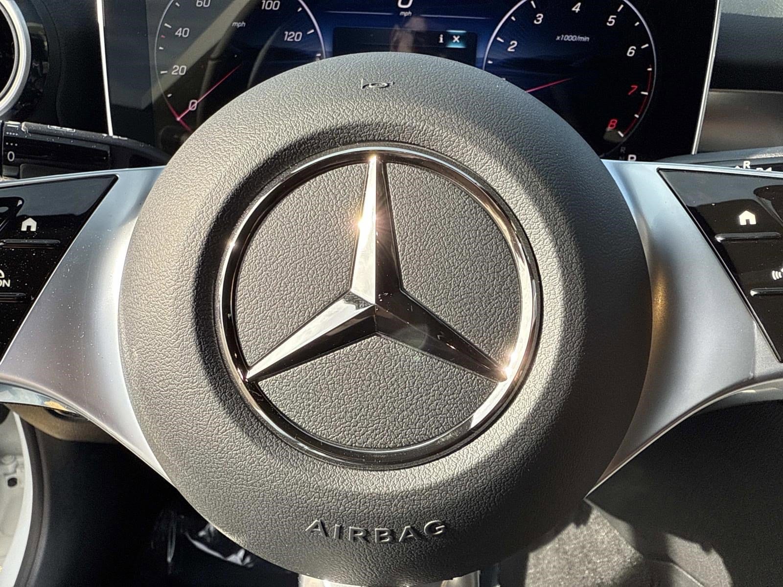 2026 MERCEDES-BENZ C-CLASS - Image 39