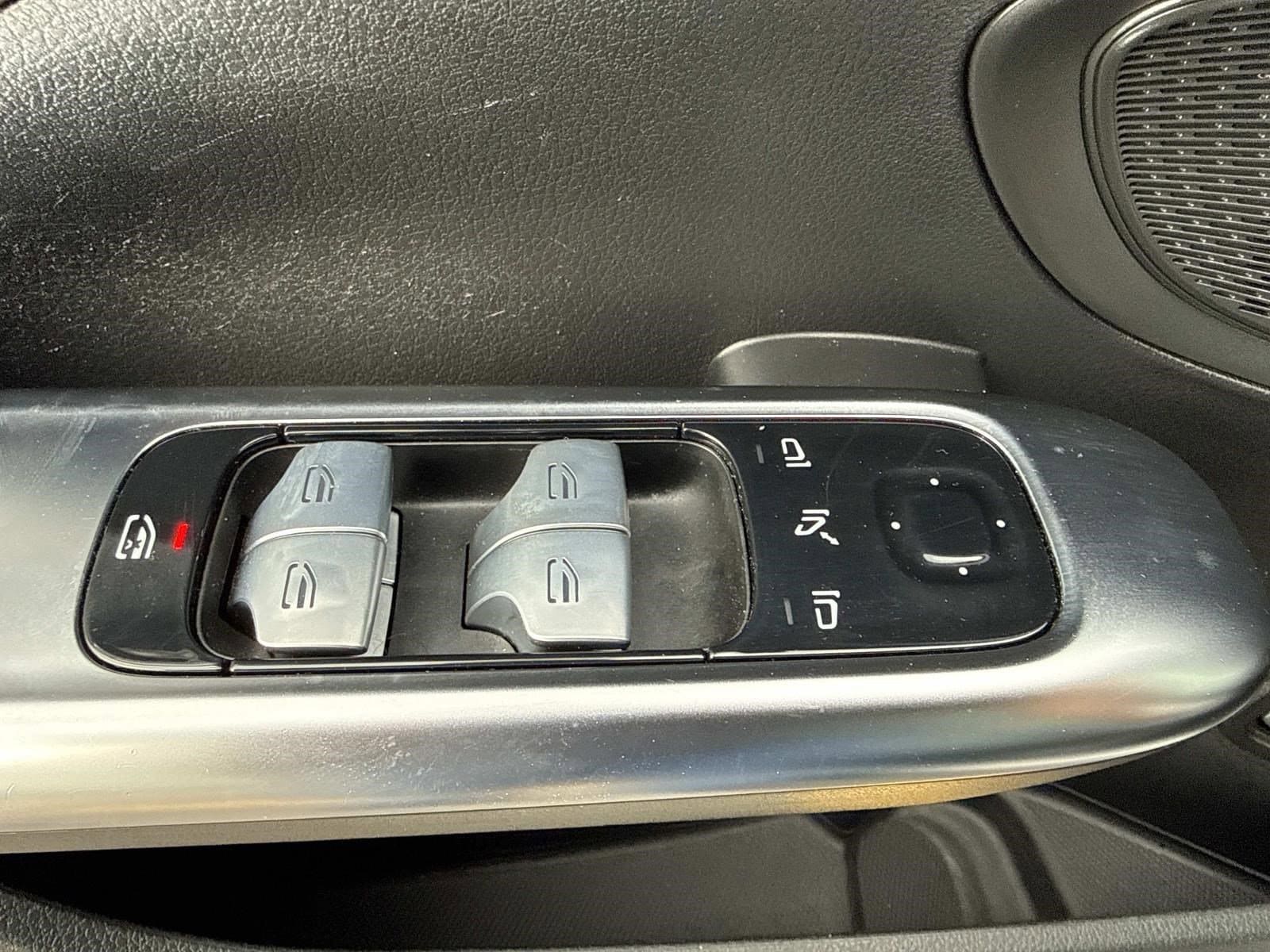 2023 MERCEDES-BENZ C-CLASS - Image 21