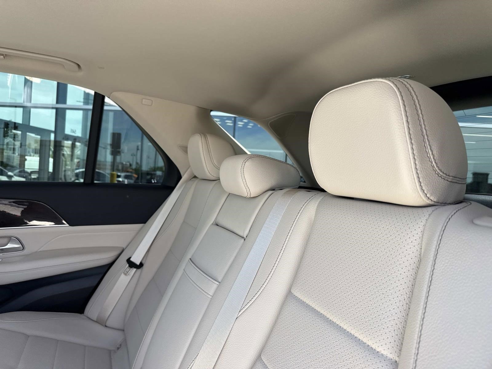 2026 Mercedes-Benz GLE GLE450 - Photo 18