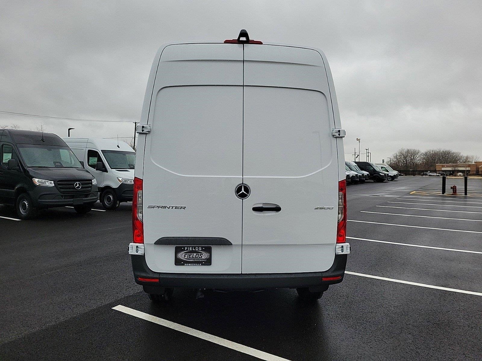 2025 MERCEDES-BENZ SPRINTER - Image 11