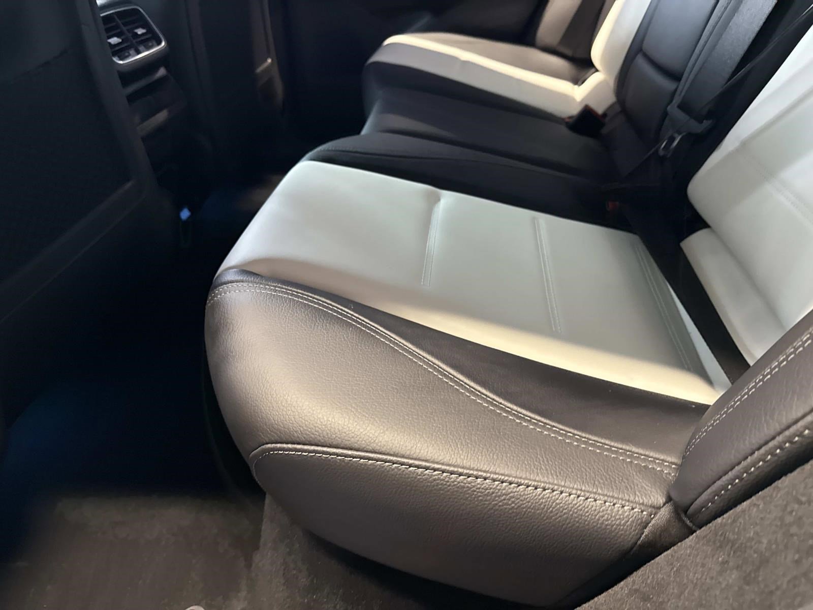 2026 MERCEDES-BENZ GLE-CLASS - Image 17