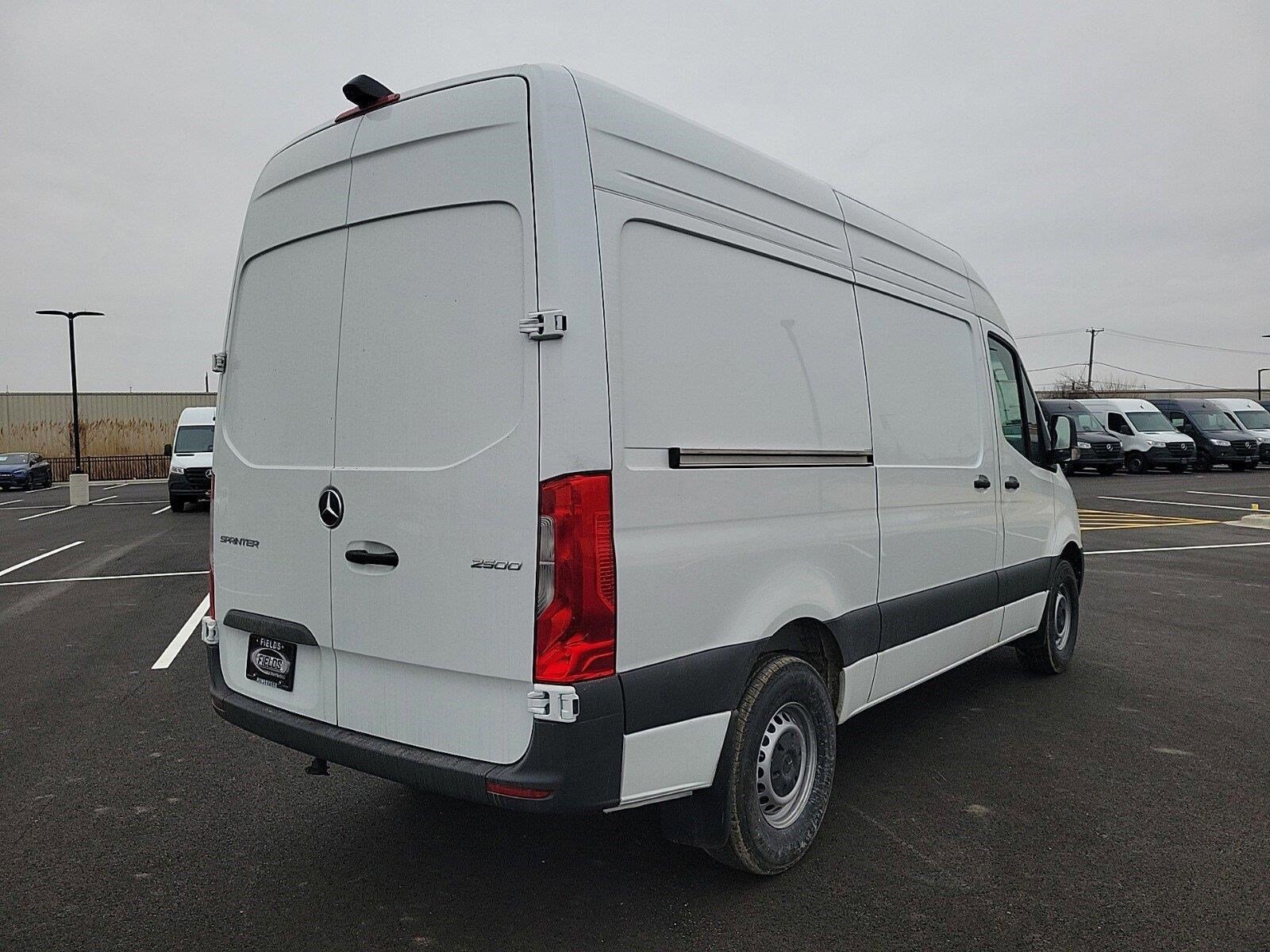 2025 MERCEDES-BENZ SPRINTER - Image 11