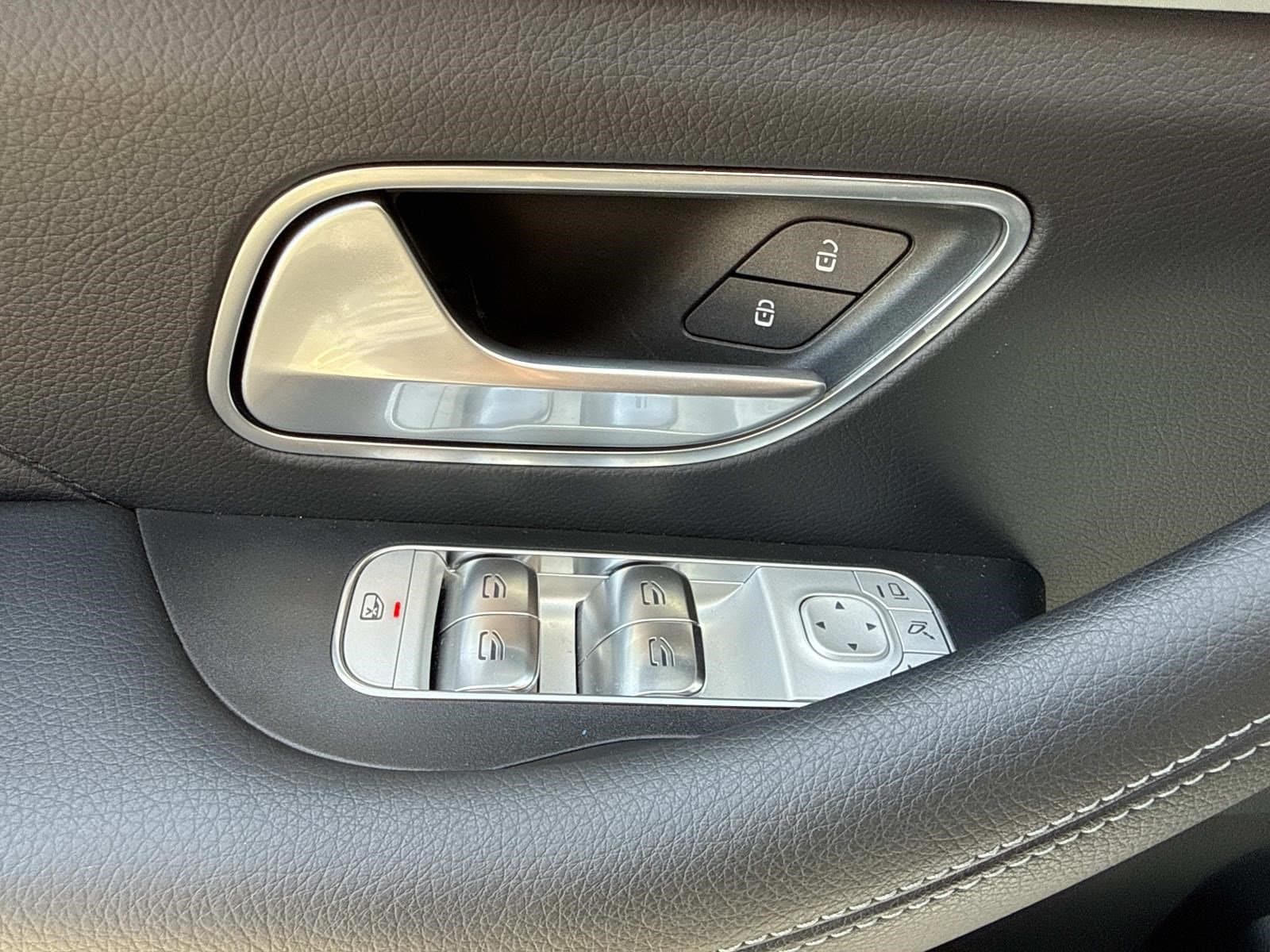 2025 Mercedes-Benz GLE GLE580 - Photo 24