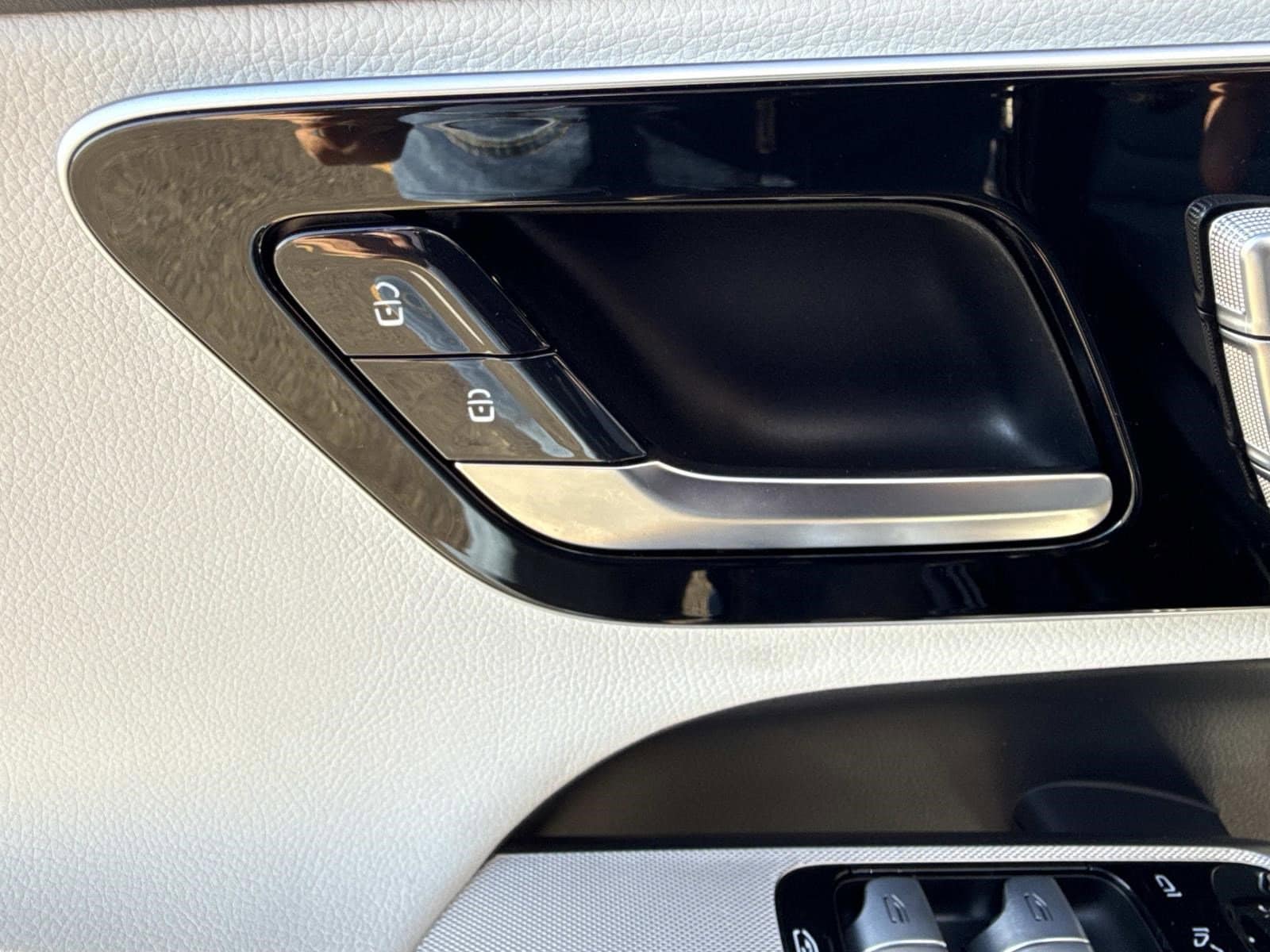 2024 MERCEDES-BENZ GLC-CLASS - Image 24