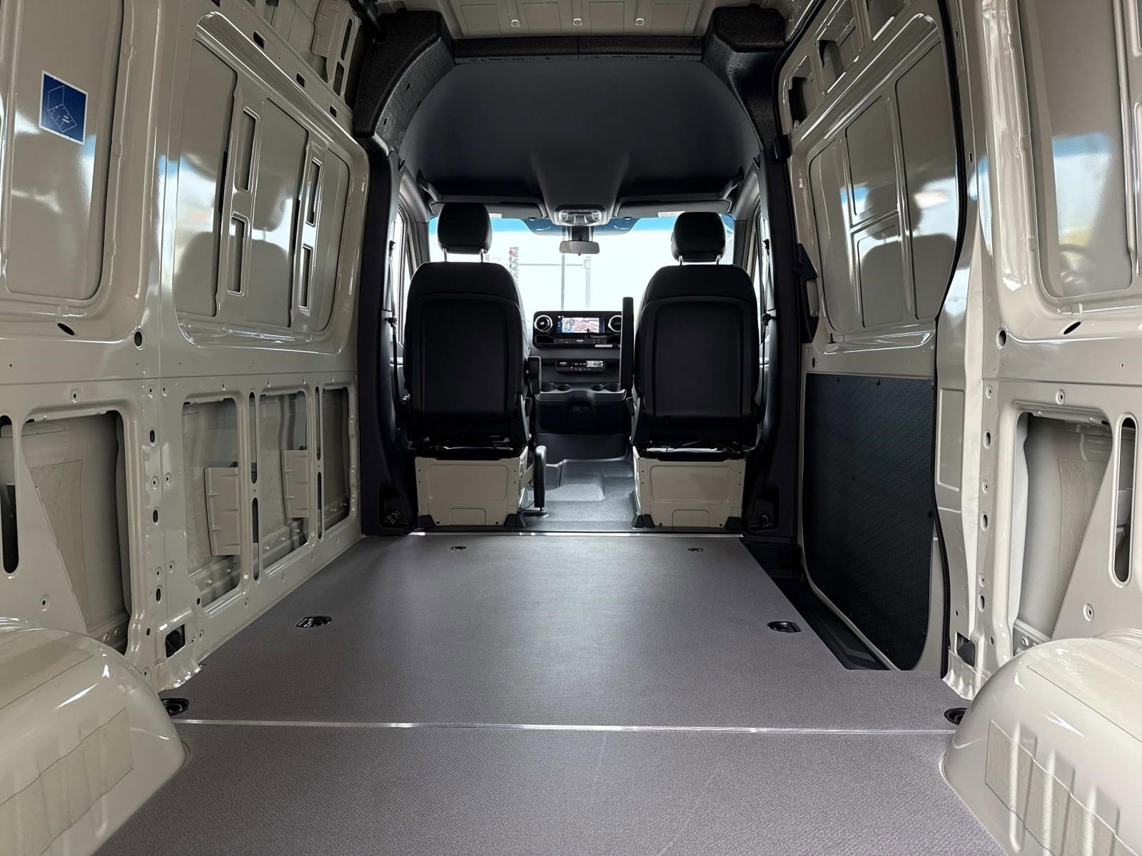 2026 MERCEDES-BENZ SPRINTER - Image 13