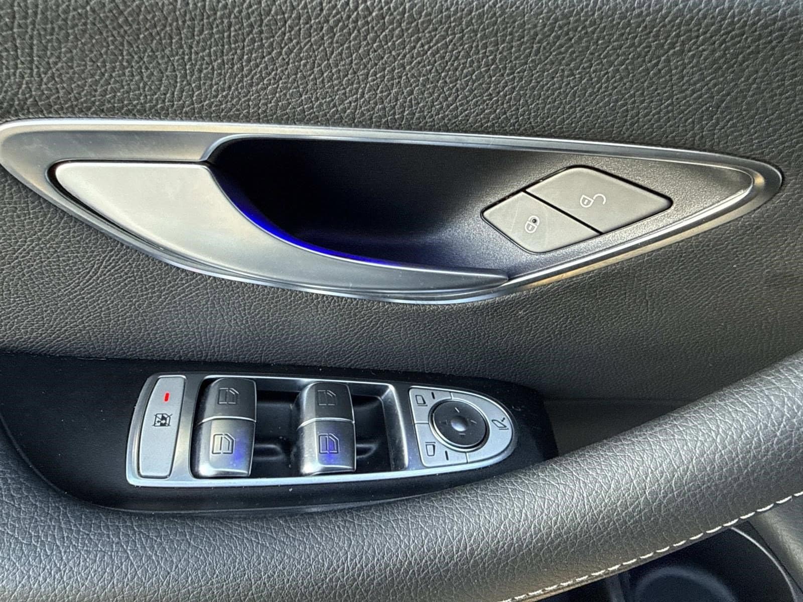 2021 MERCEDES-BENZ E-CLASS - Image 25