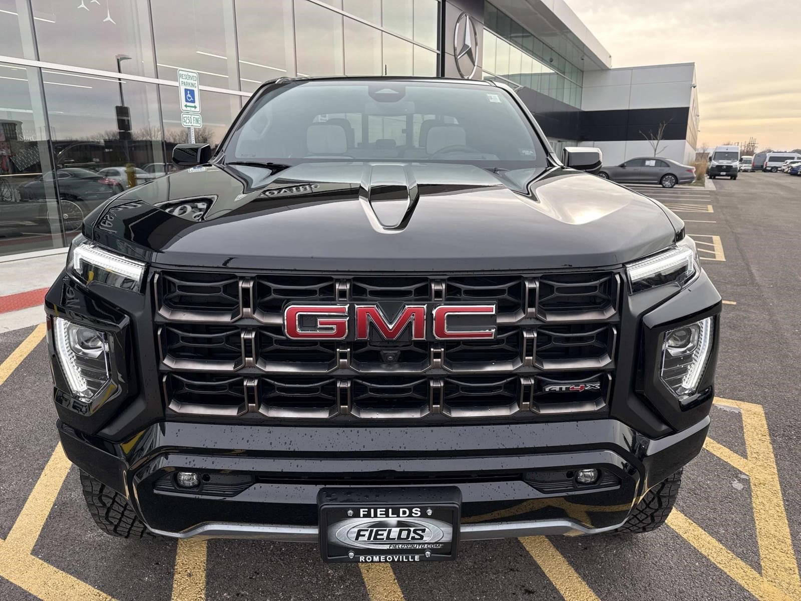 2024 GMC CANYON - Image 3