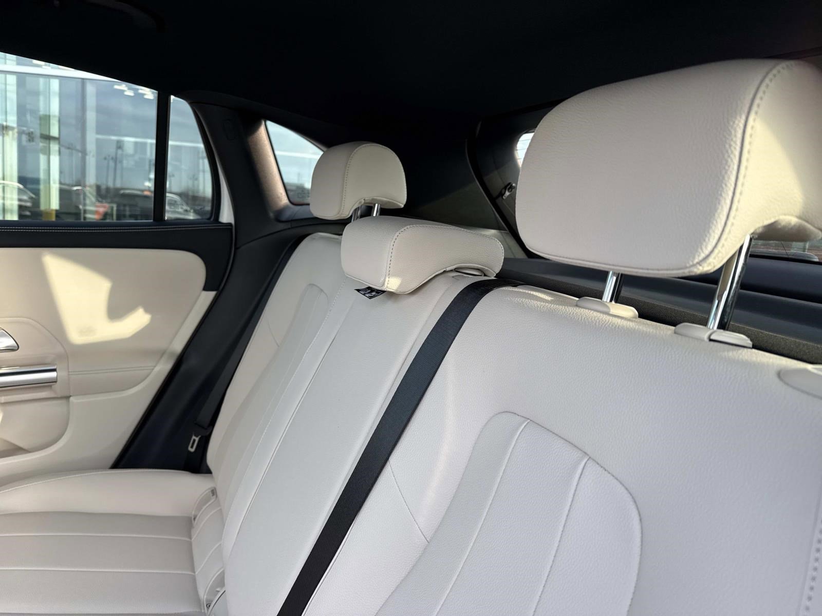 2025 MERCEDES-BENZ GLA-CLASS - Image 18