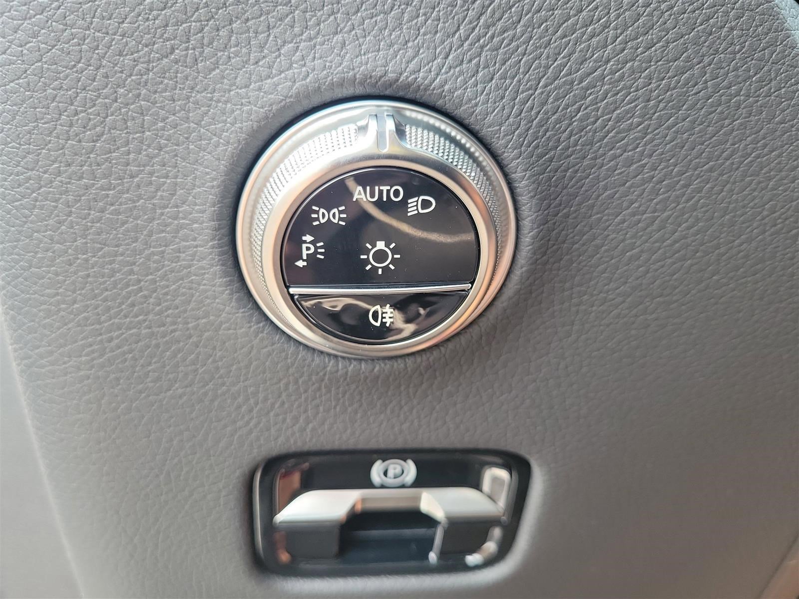 2025 MERCEDES-BENZ GLC-CLASS - Image 28