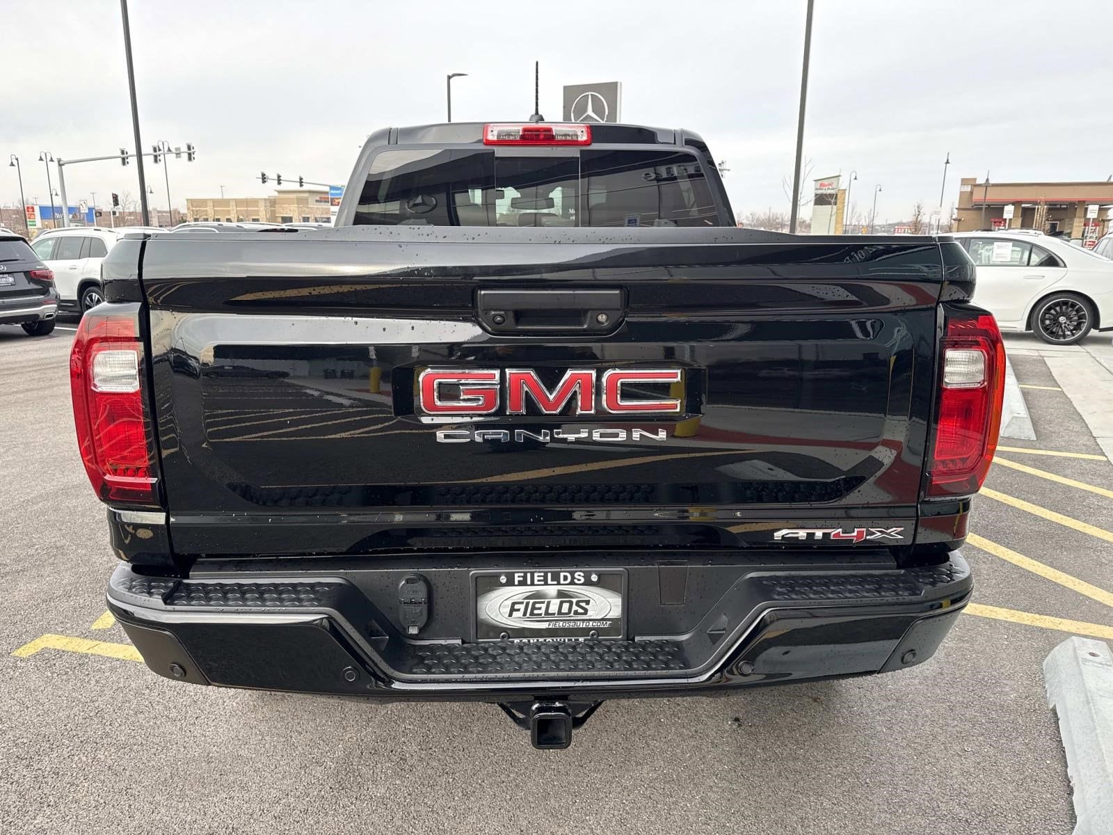 2024 GMC CANYON - Image 8