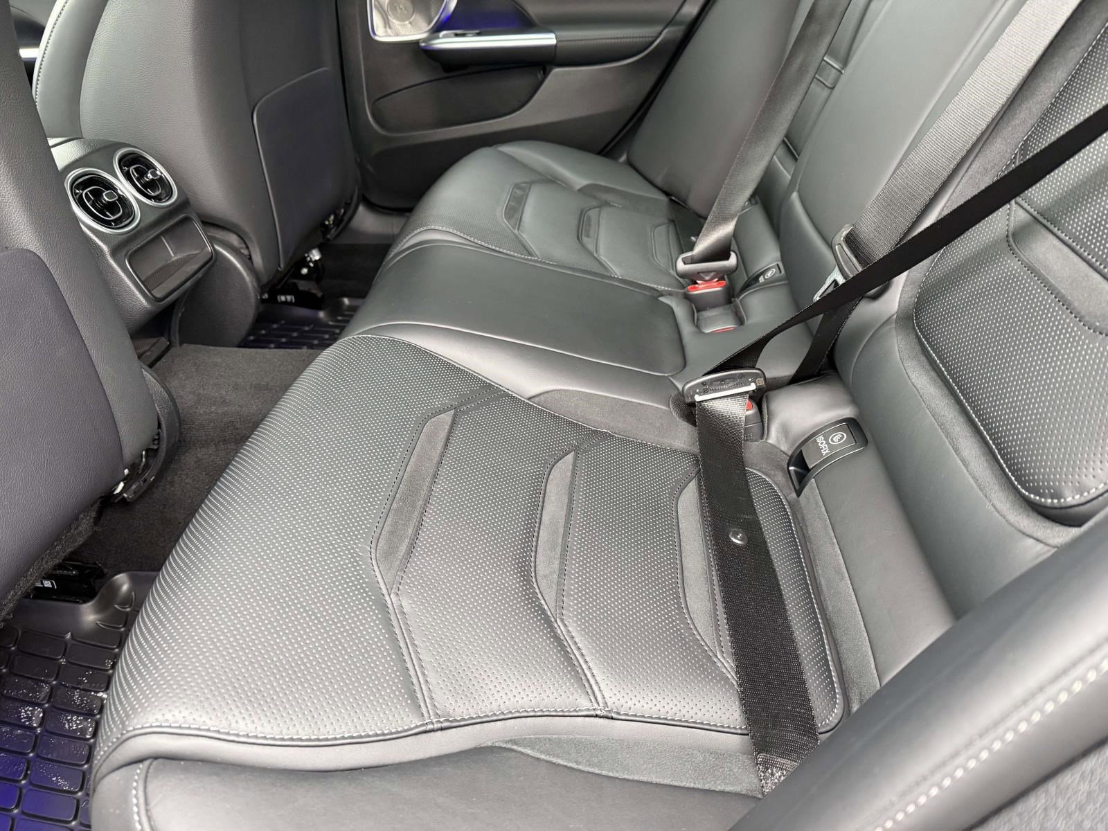 2024 MERCEDES-BENZ C-CLASS - Image 17