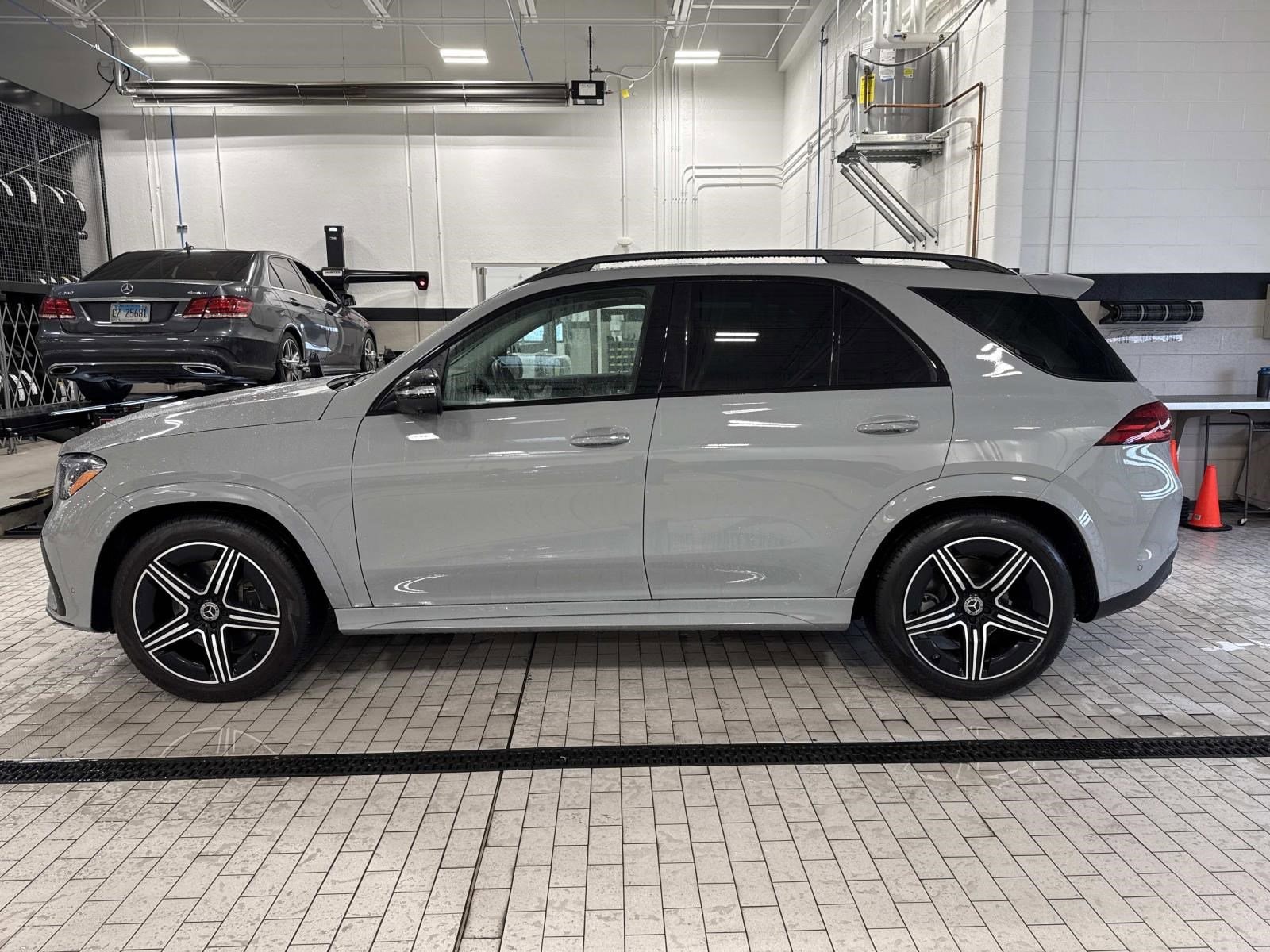 2025 MERCEDES-BENZ GLE-CLASS - Image 13