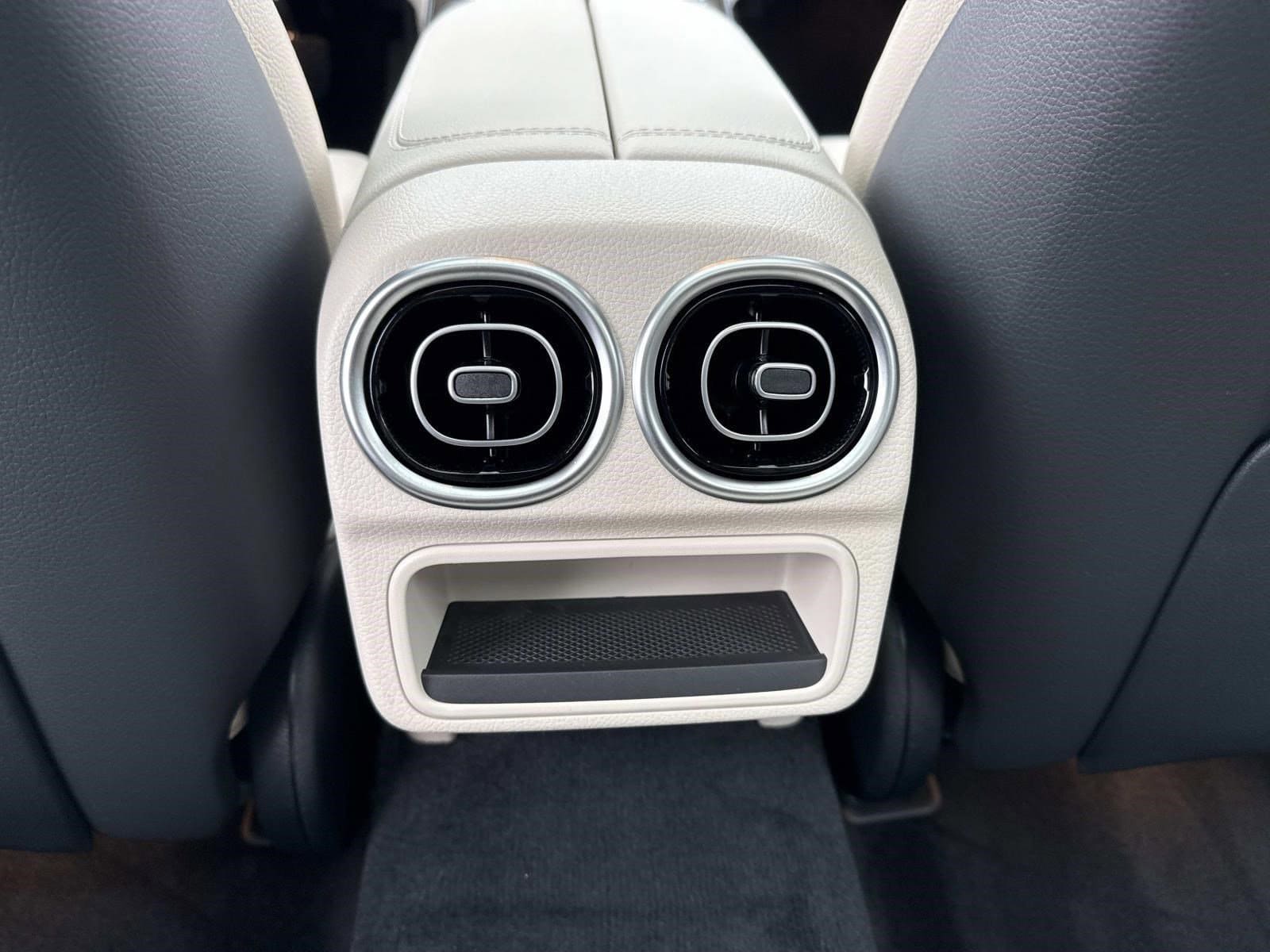 2025 MERCEDES-BENZ C-CLASS - Image 23