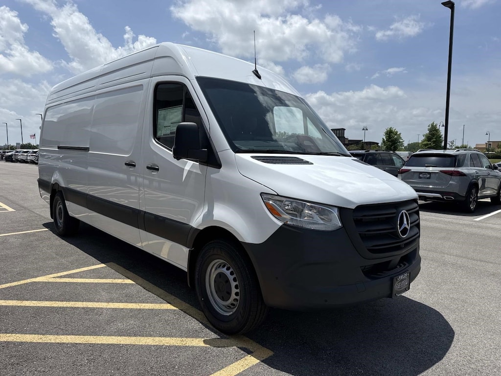 New 2026 Mercedes-Benz Sprinter Crew Van High Roof 4-Cyl Diesel Van Crew Van