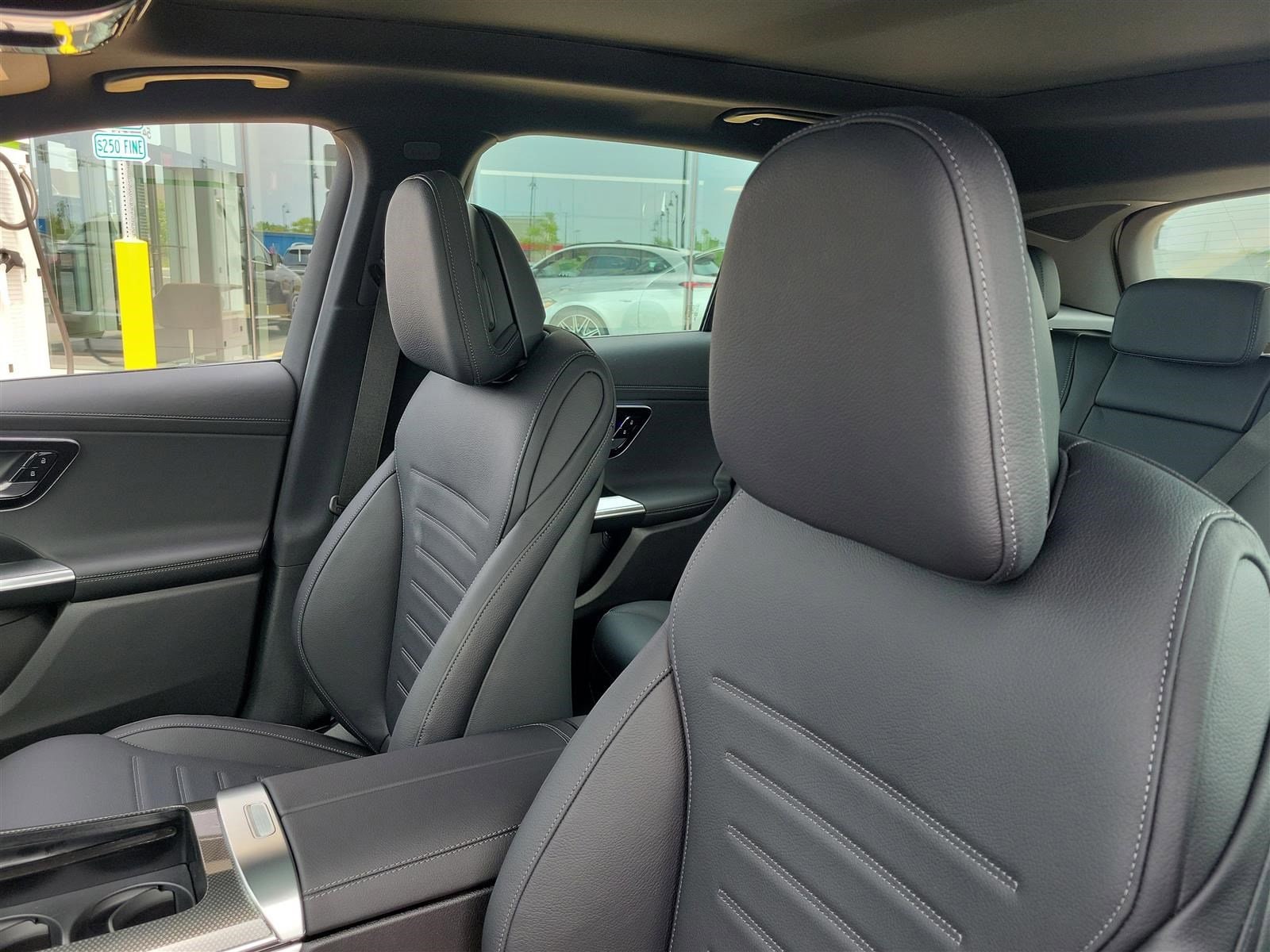 2025 MERCEDES-BENZ GLC-CLASS - Image 26