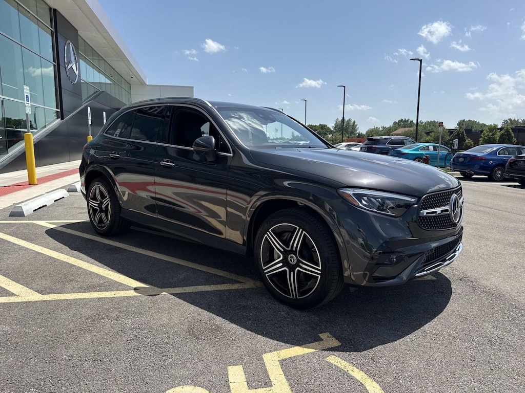 Used 2025 Mercedes-Benz GLC 300 4MATIC SUV