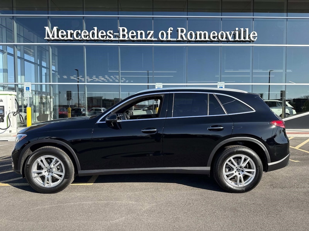 Used 2025 Mercedes-Benz GLC 300 4MATIC SUV