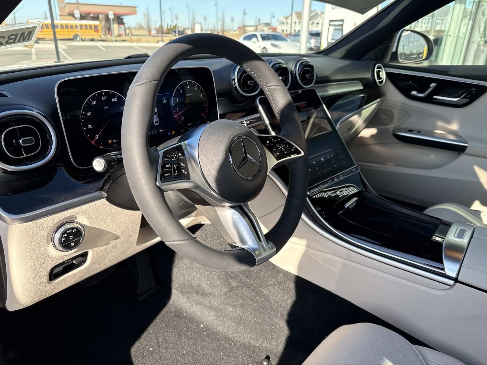 2026 MERCEDES-BENZ C-CLASS - Image 28