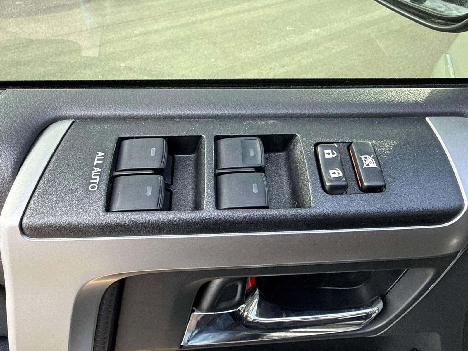 2022 TOYOTA 4RUNNER - Image 26