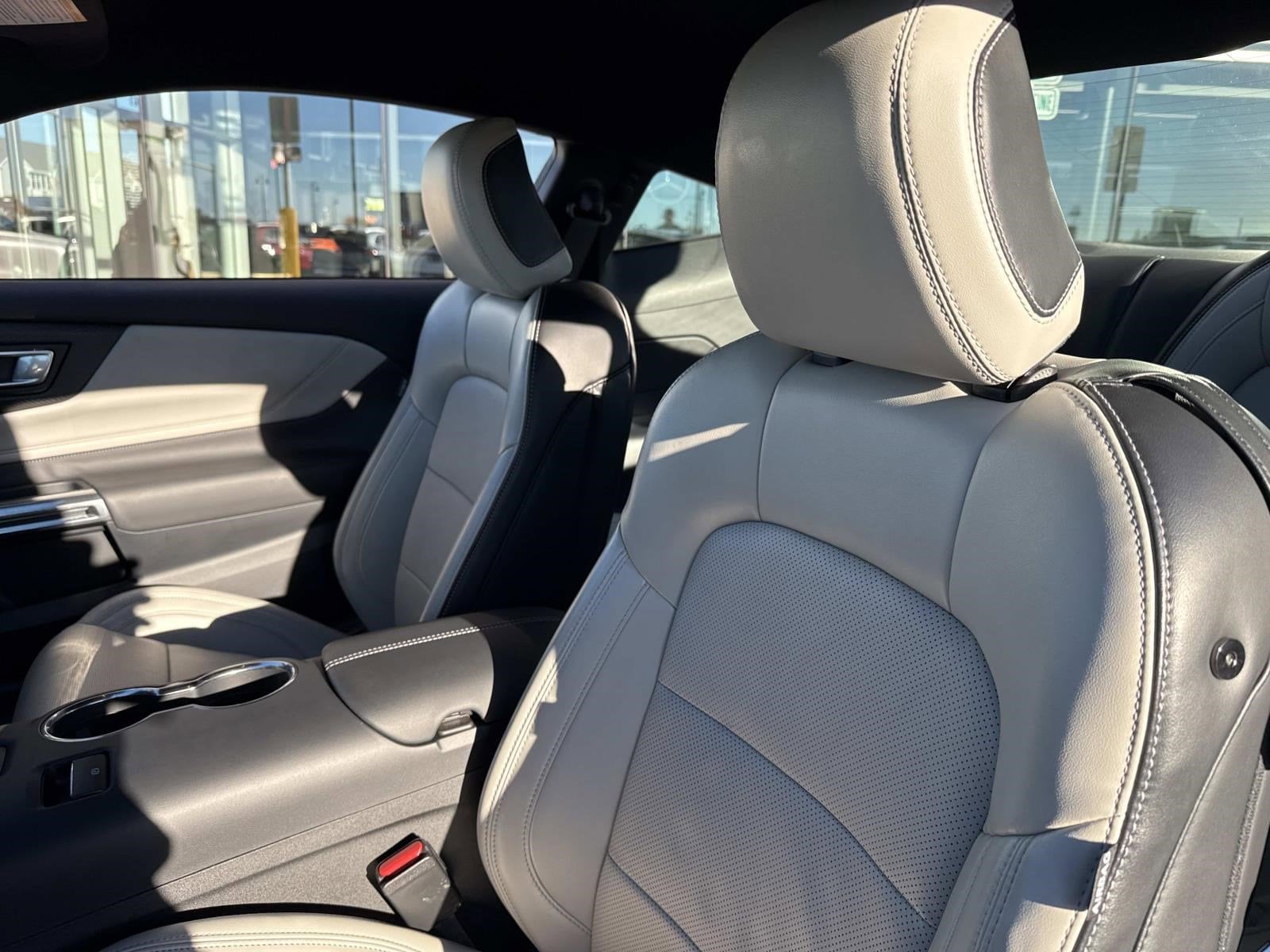 2024 FORD MUSTANG - Image 21